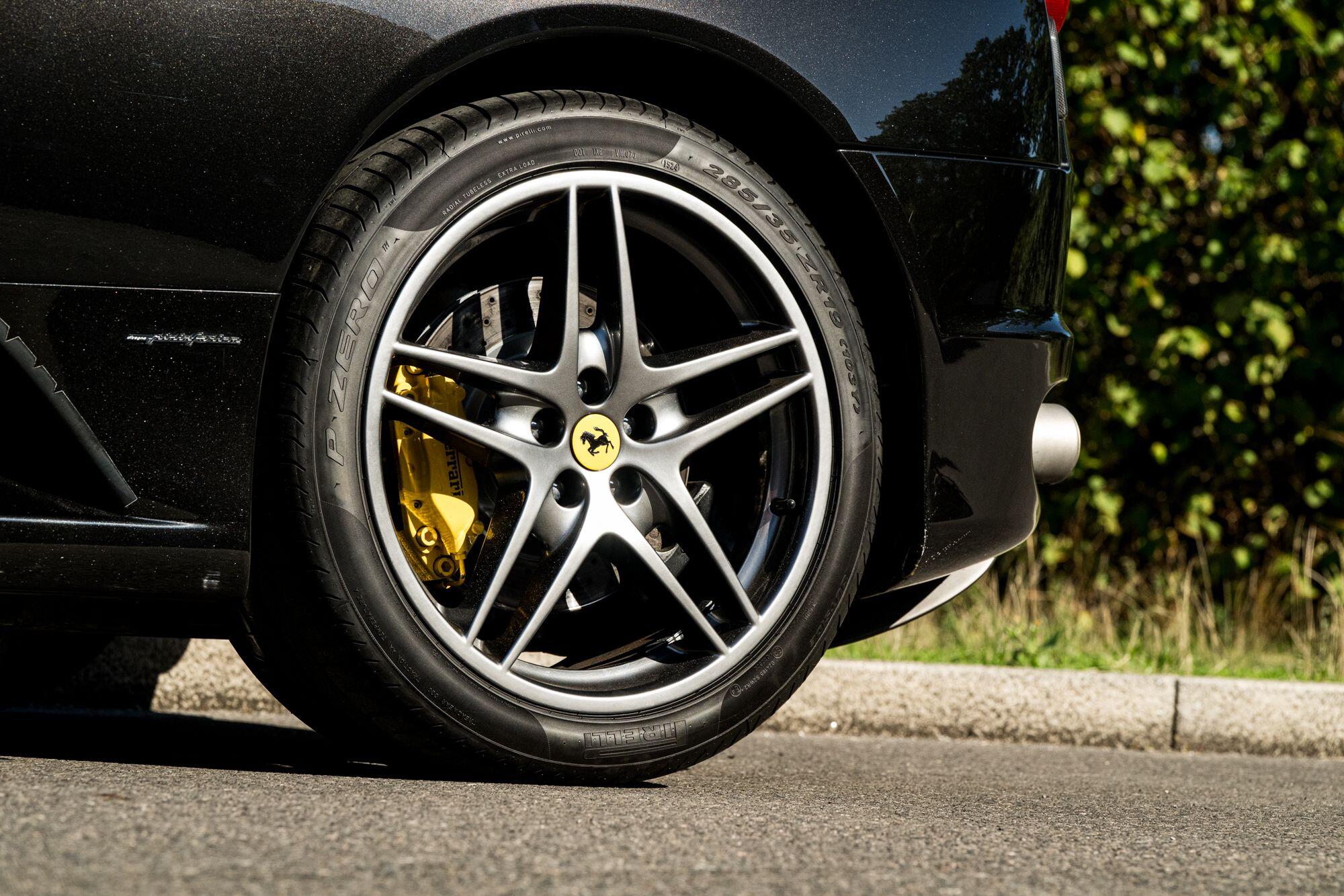 Ferrari F430 view 20
