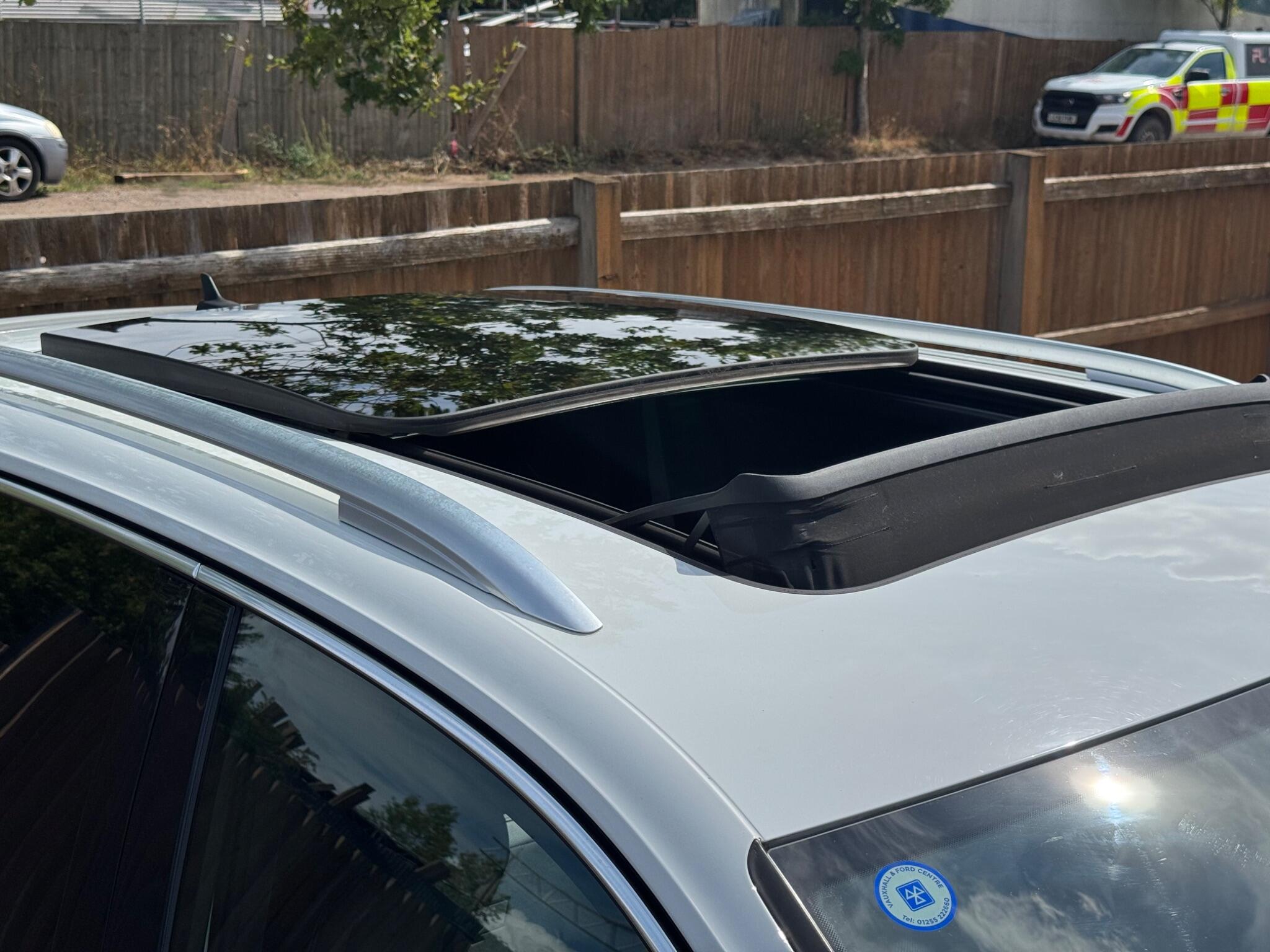 Volkswagen Tiguan view 50