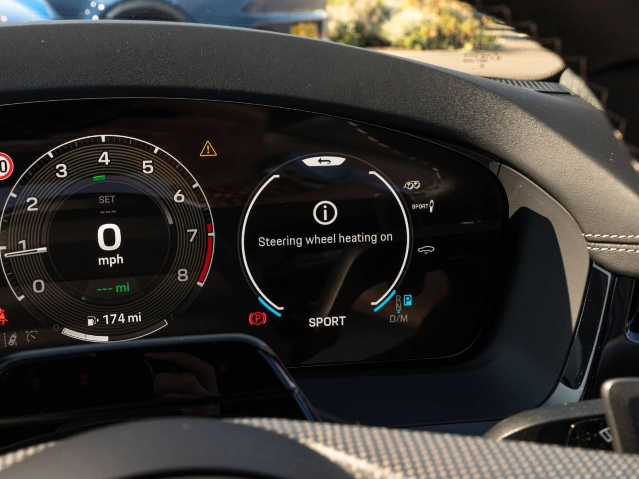 Porsche Panamera view 29