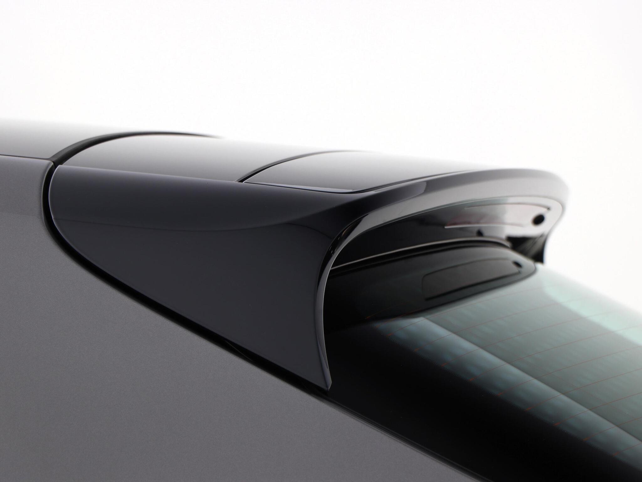 Porsche Panamera view 23