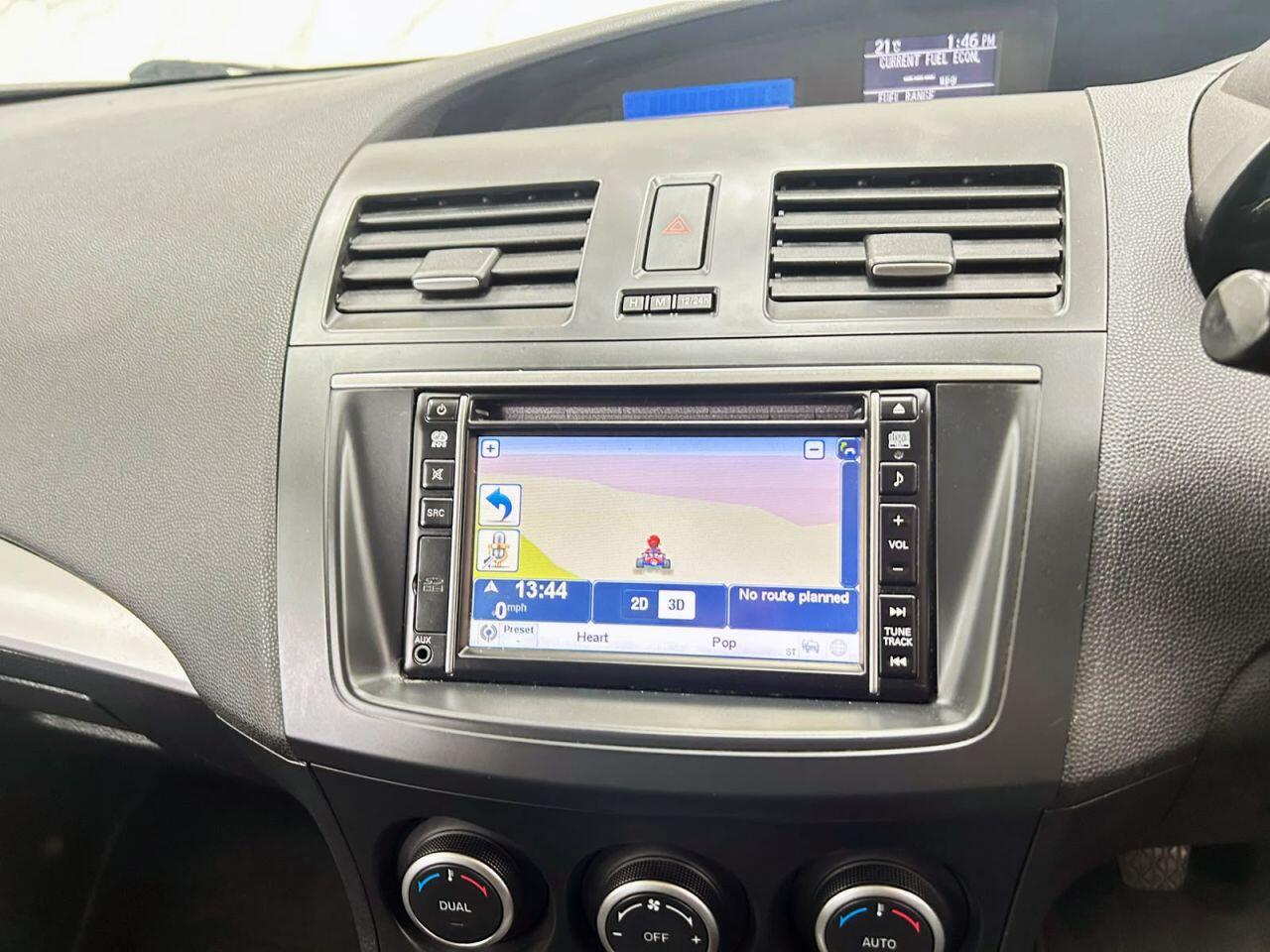 Mazda Mazda3 view 15