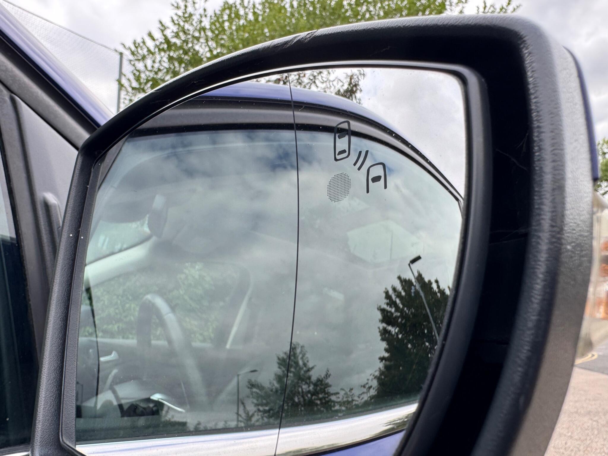 Ford Kuga view 32