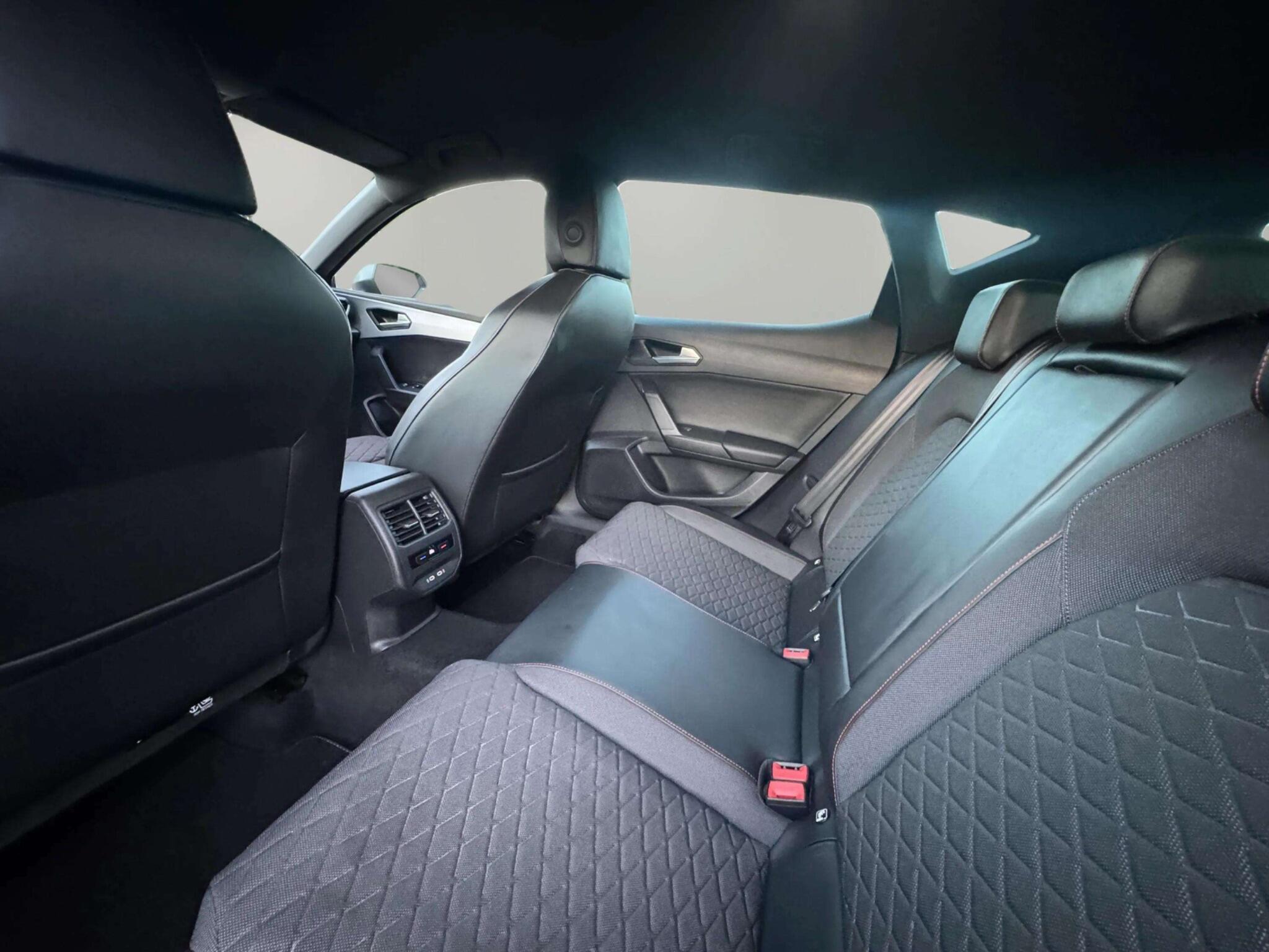 Seat Leon Leon view 41