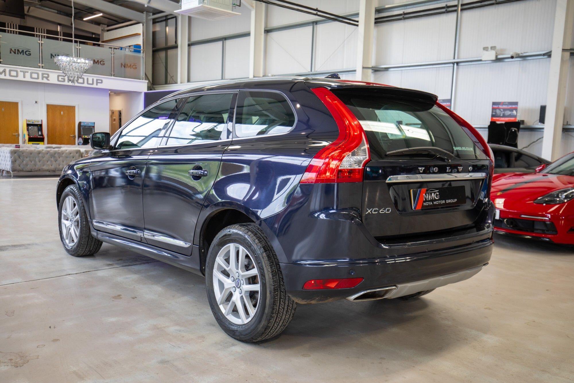 Volvo XC60 view 28