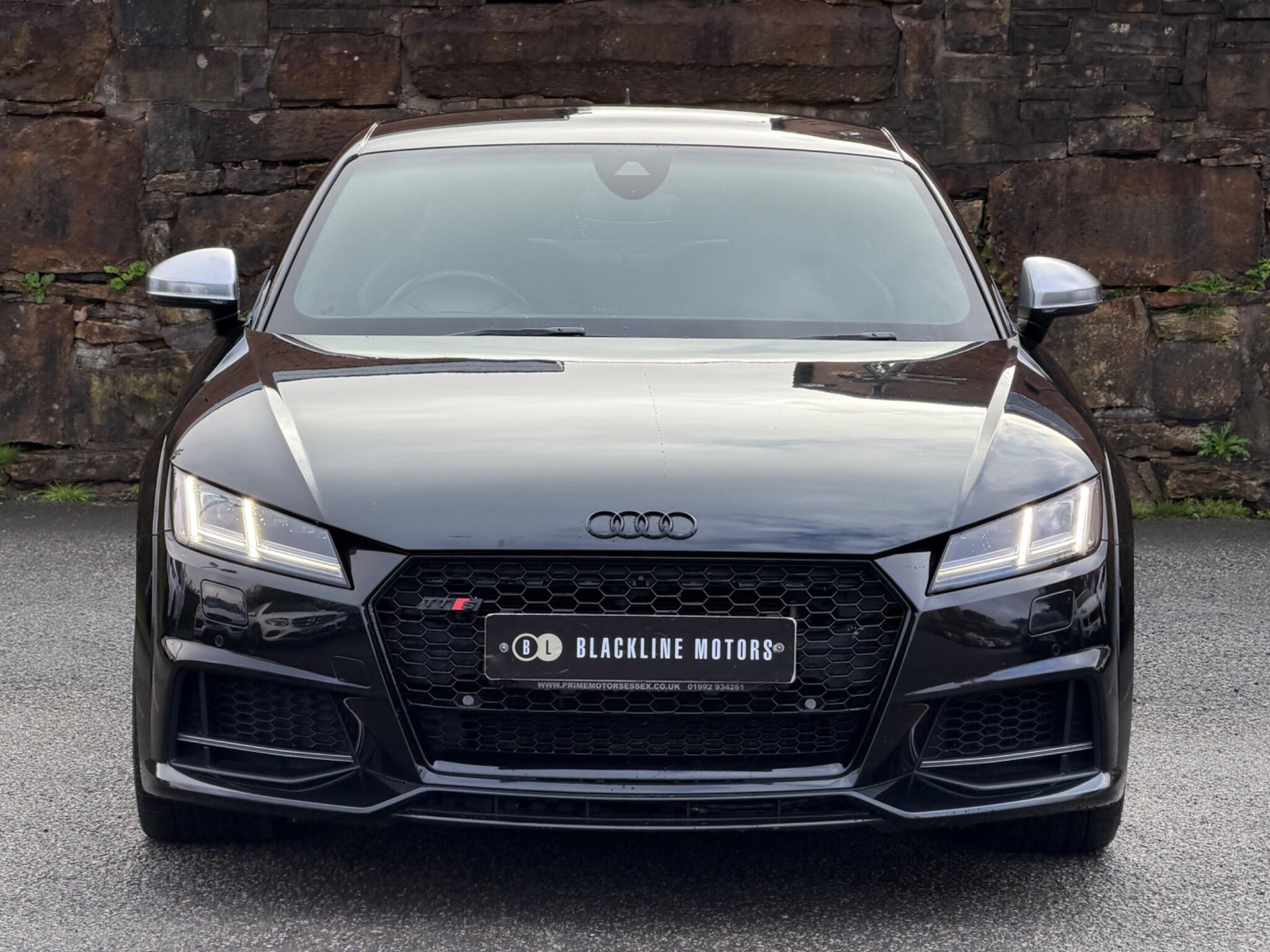 Audi TTS view 2