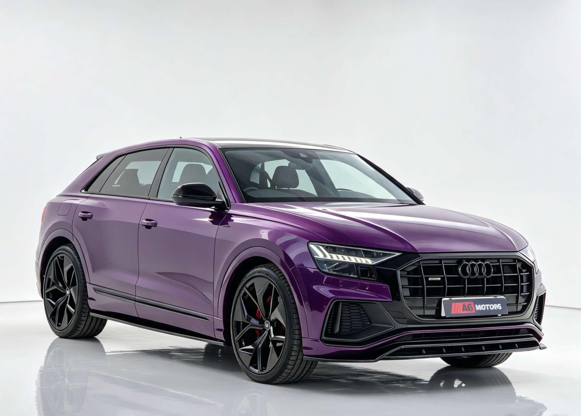 Audi Q8 view 3
