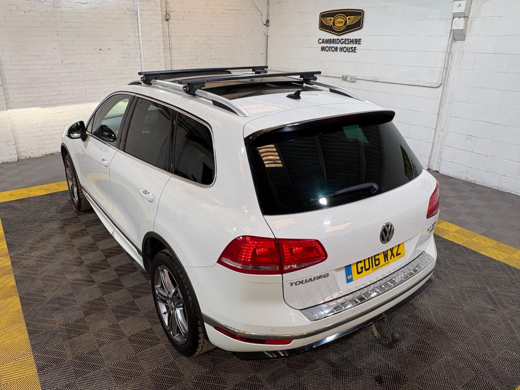 Volkswagen Touareg view 77