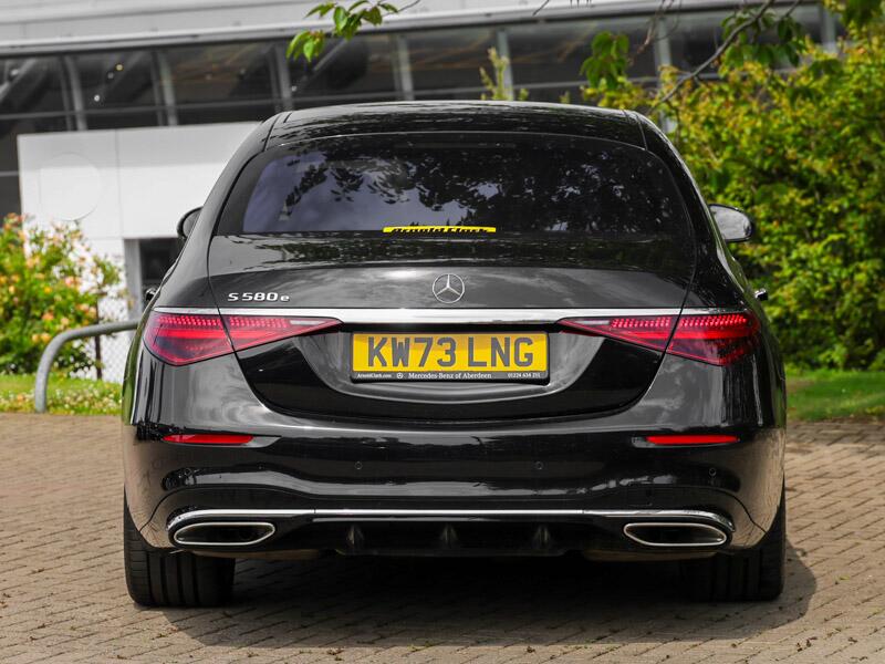 Mercedes-Benz S-Class view 13
