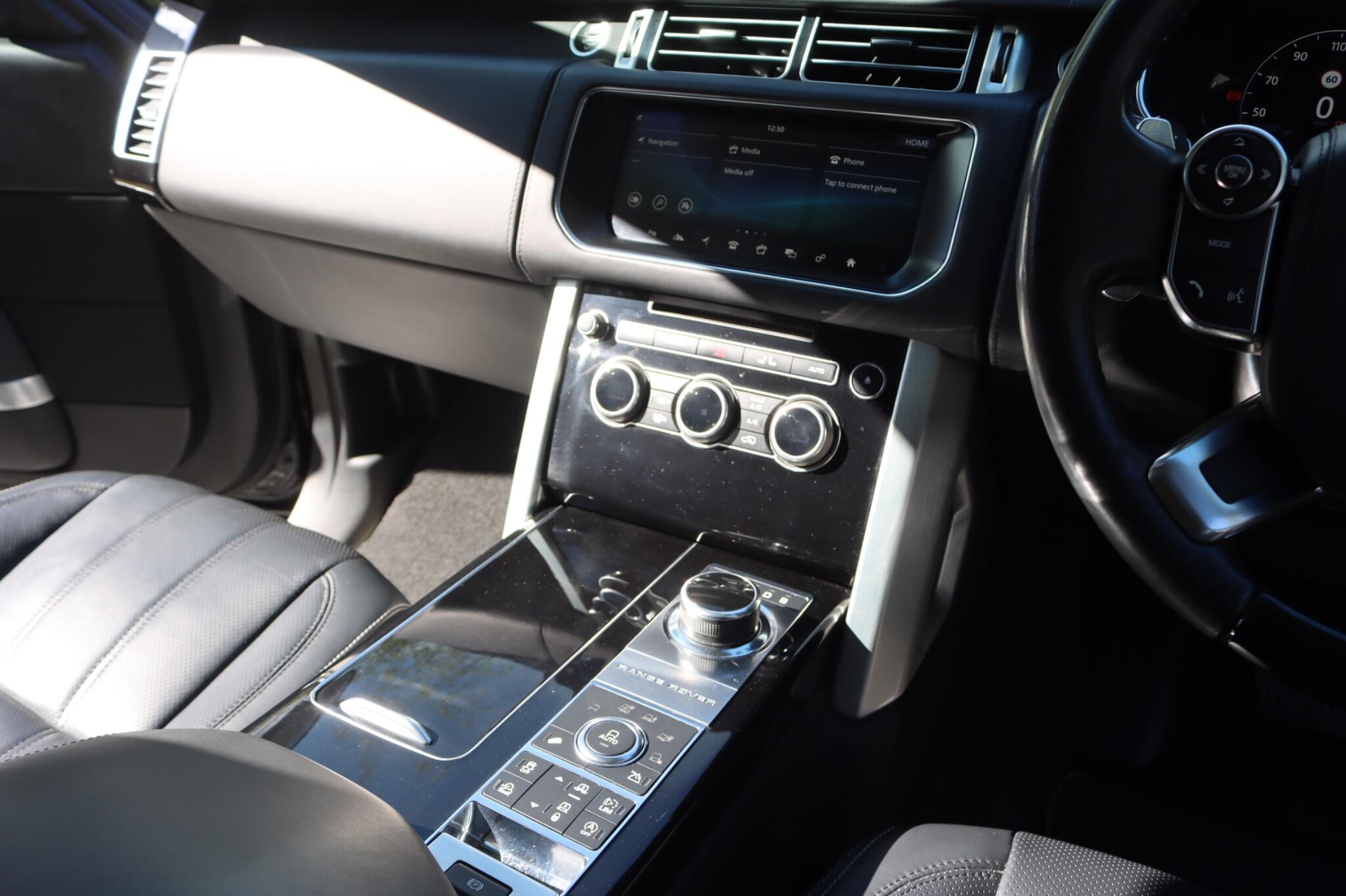 Land Rover Range Rover view 52