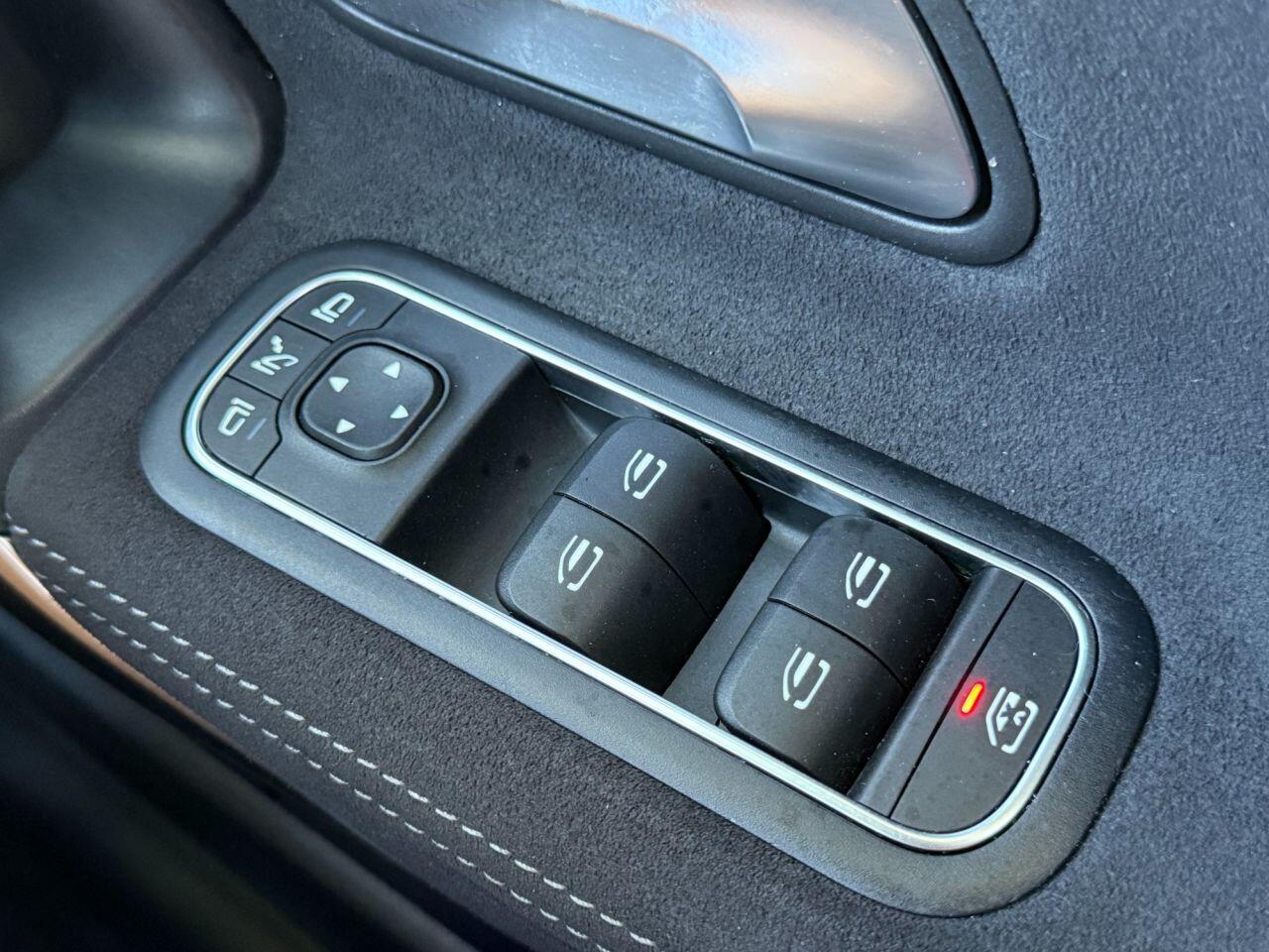 Mercedes-Benz A-Class view 28