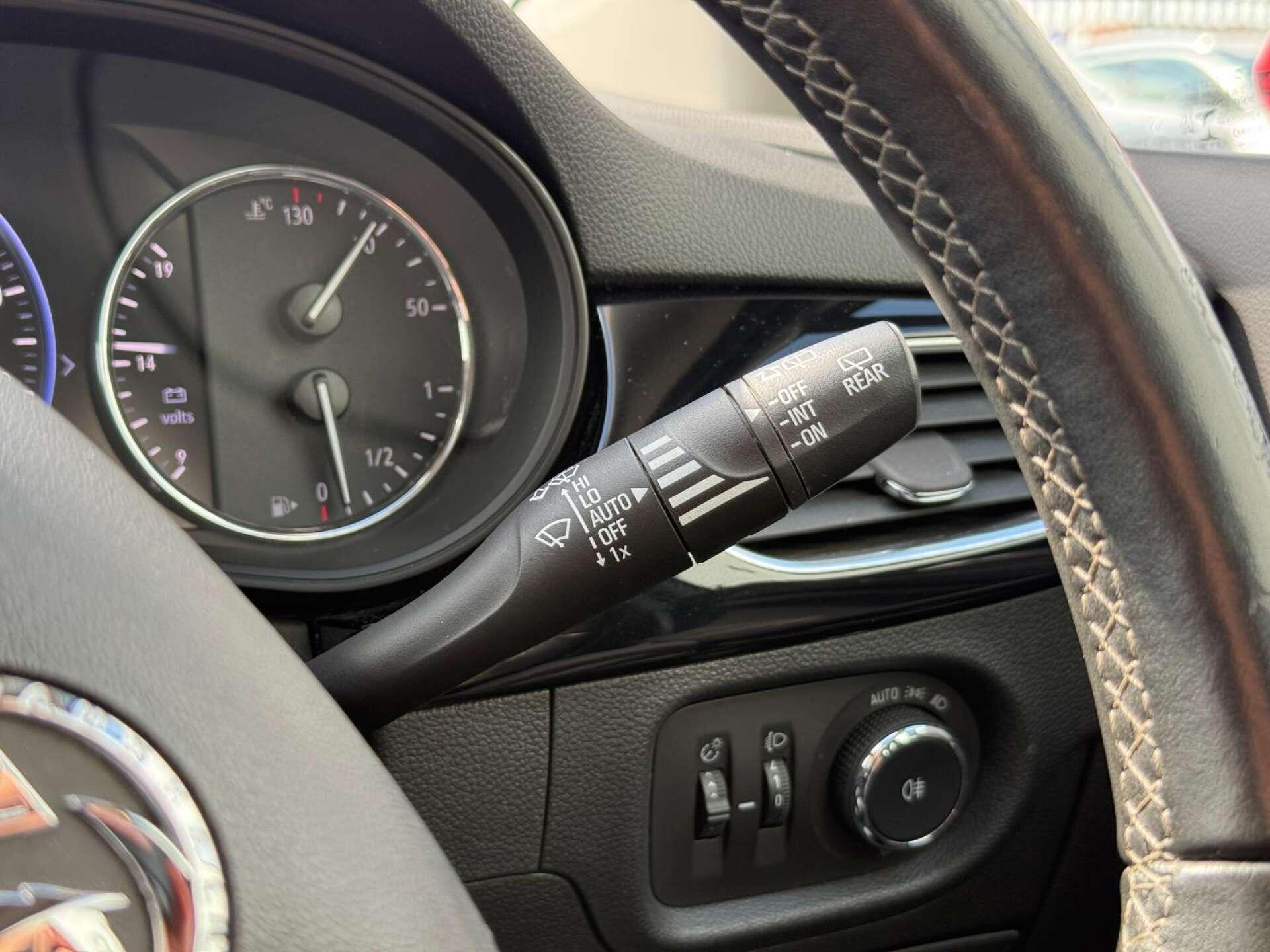 Vauxhall Astra view 70
