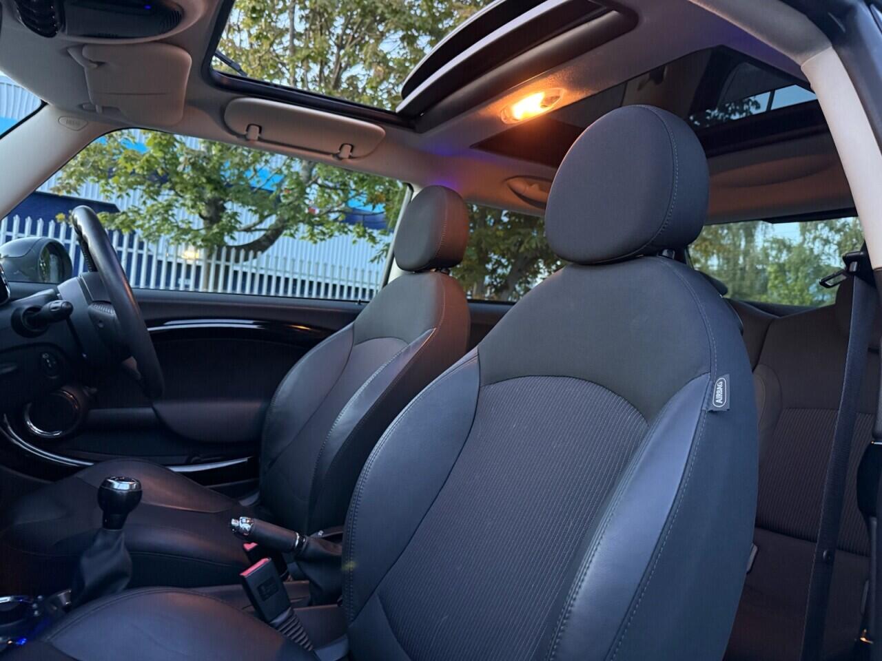 Mini Hatch view 13