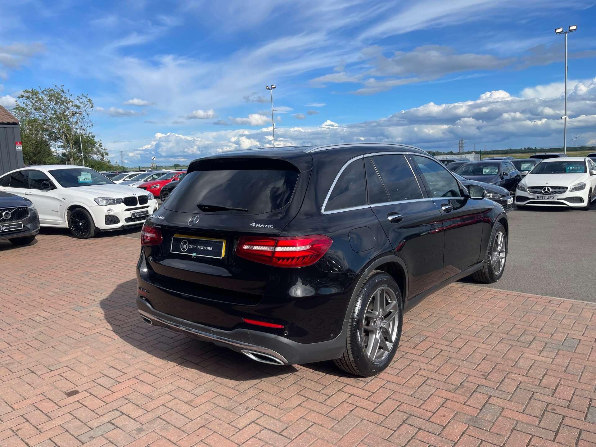 Mercedes-Benz GLC view 7