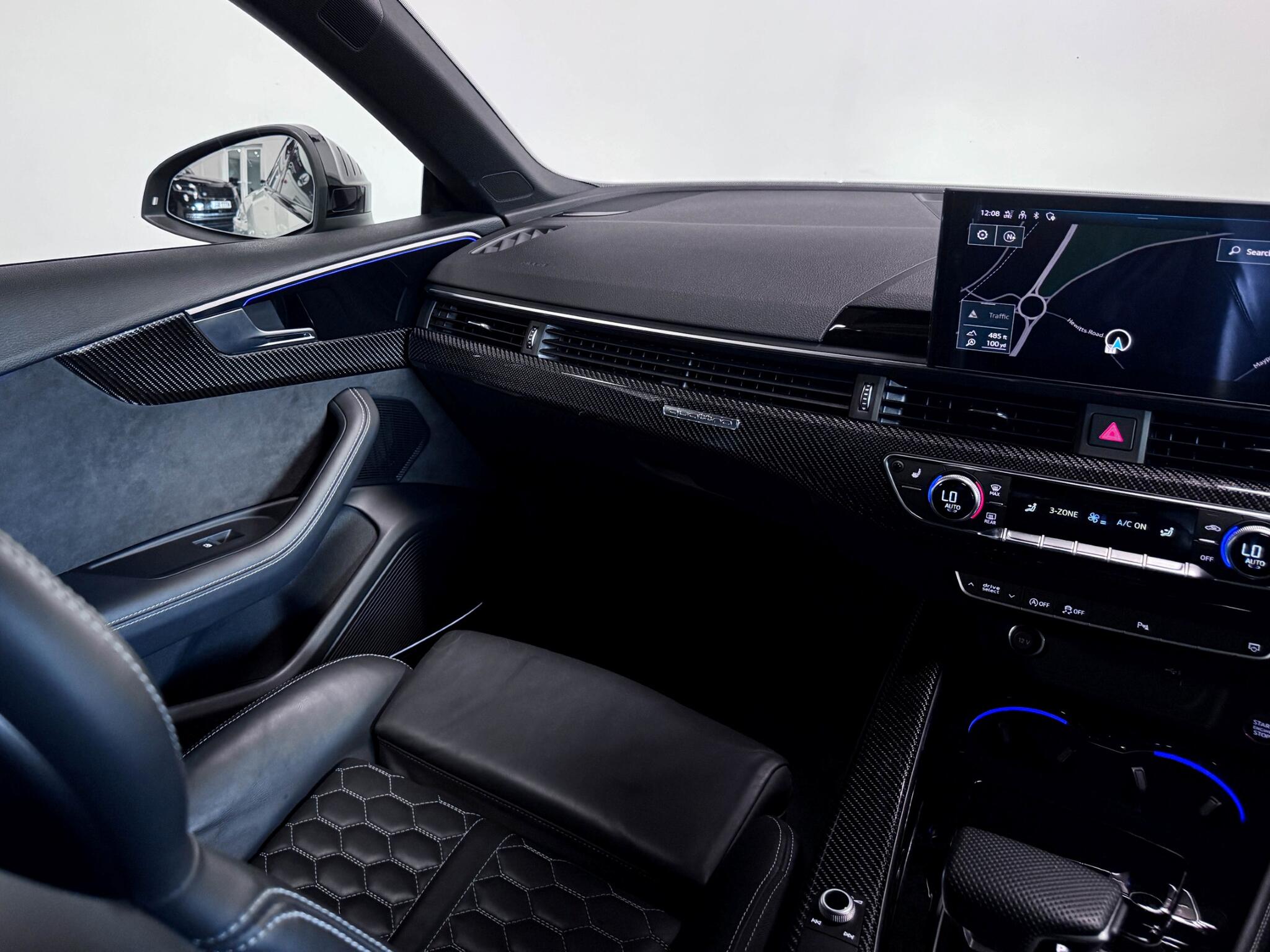 Audi RS5 view 24
