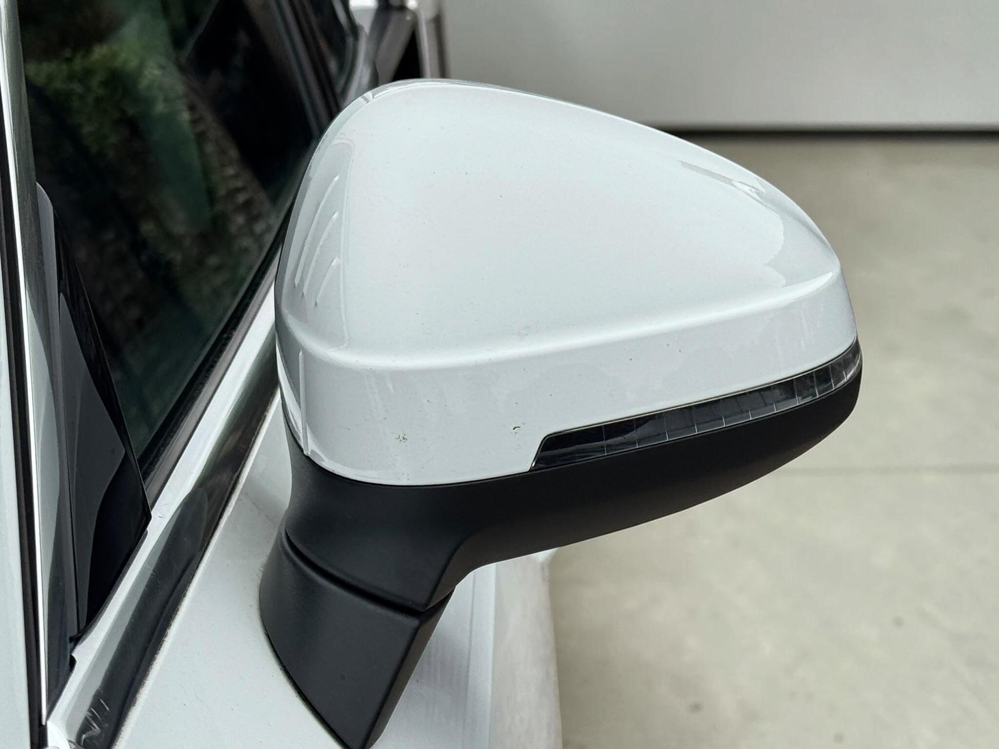 Audi A4 view 35