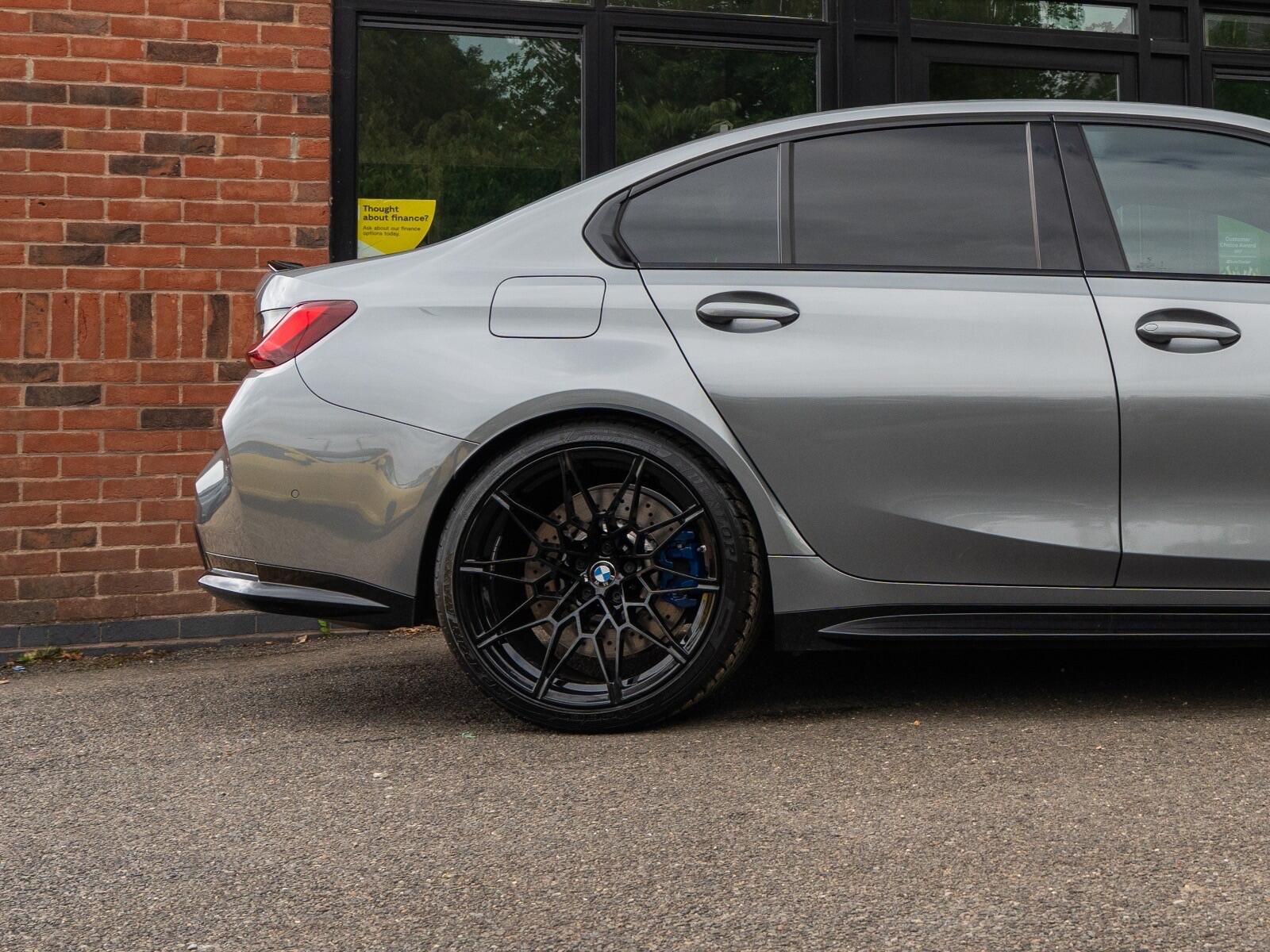 BMW M3 view 8