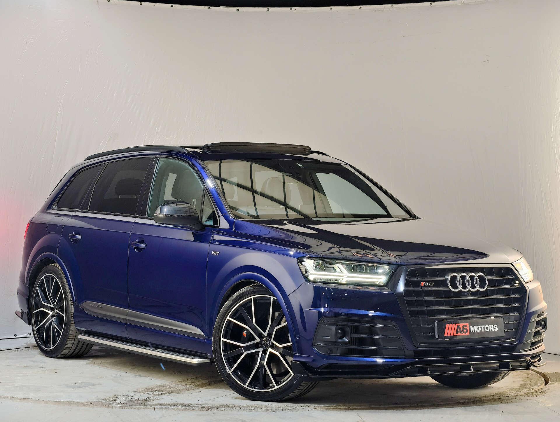 Audi SQ7 main image