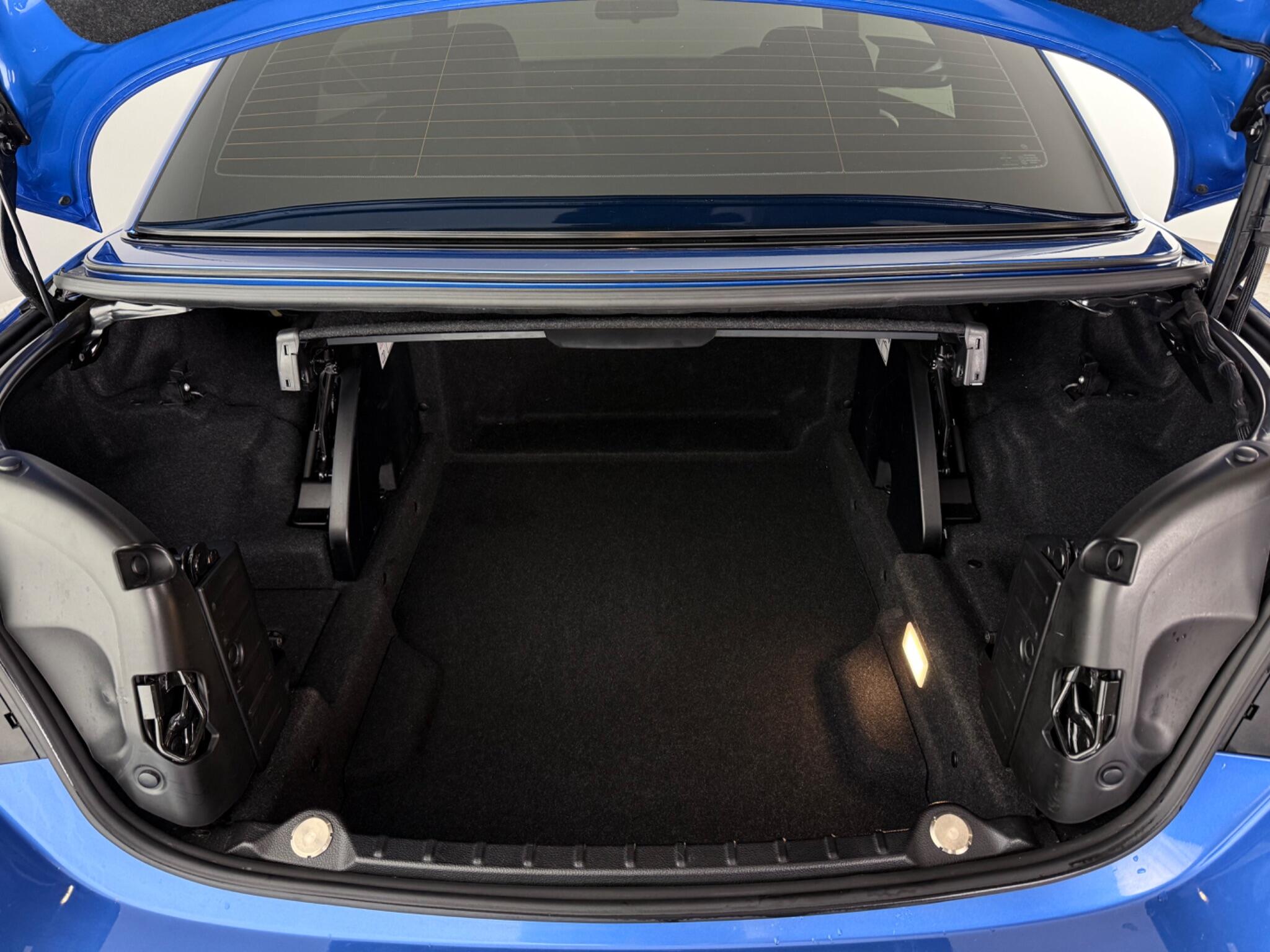 BMW 4 Series view 12
