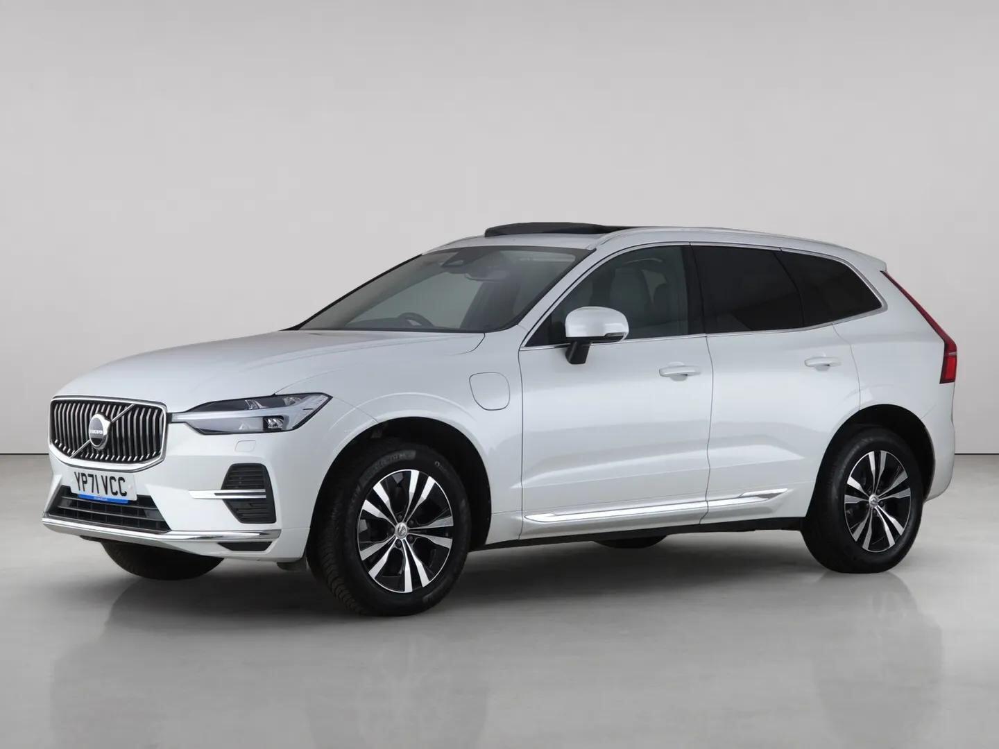 Volvo XC60 view 2