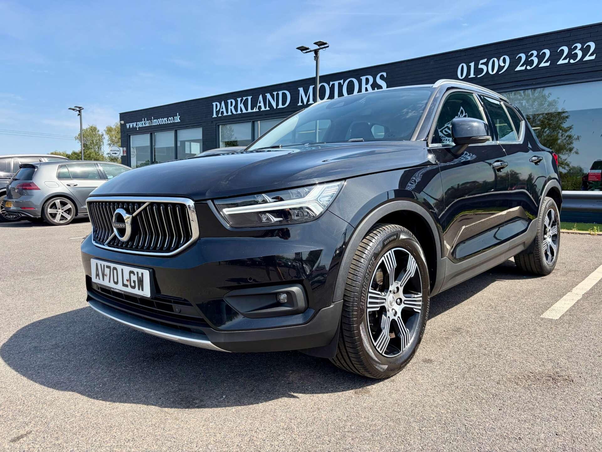 Volvo XC40 view 4