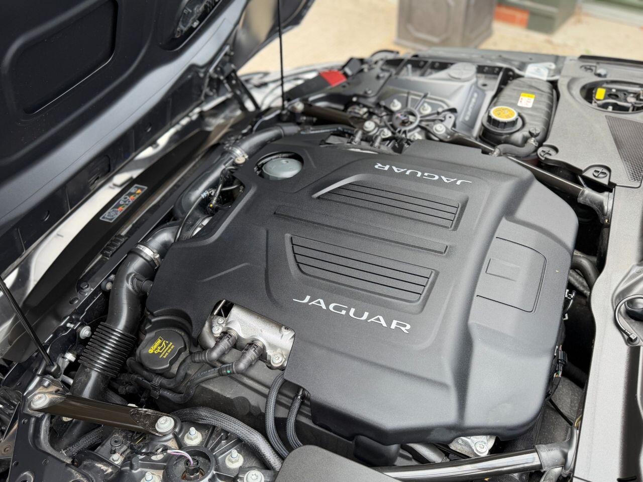 Jaguar F-Type view 17
