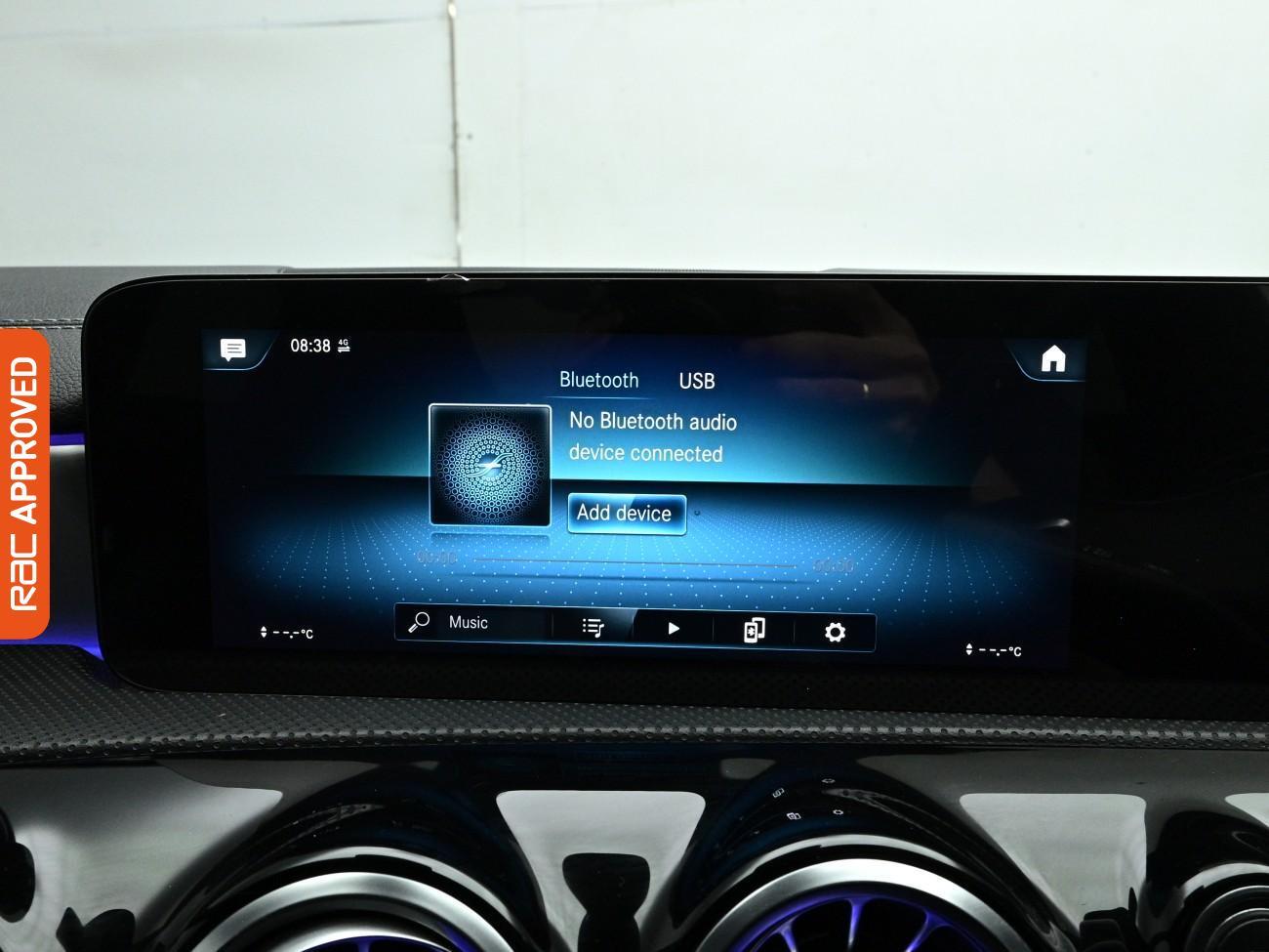 Mercedes-Benz CLA view 3