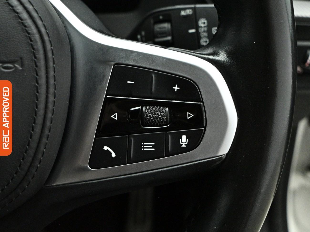 BMW 1 Series view 22