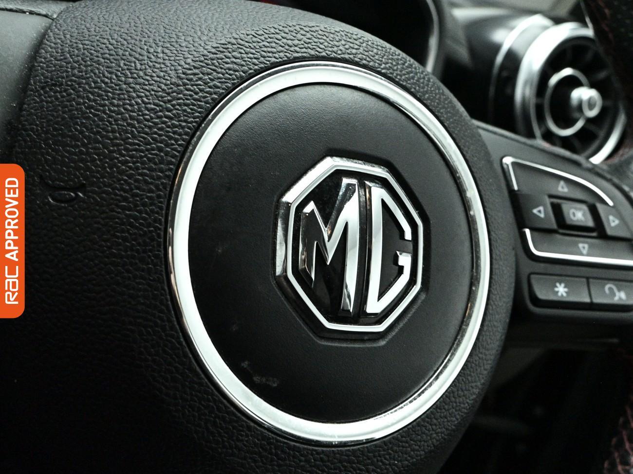 MG HS view 19