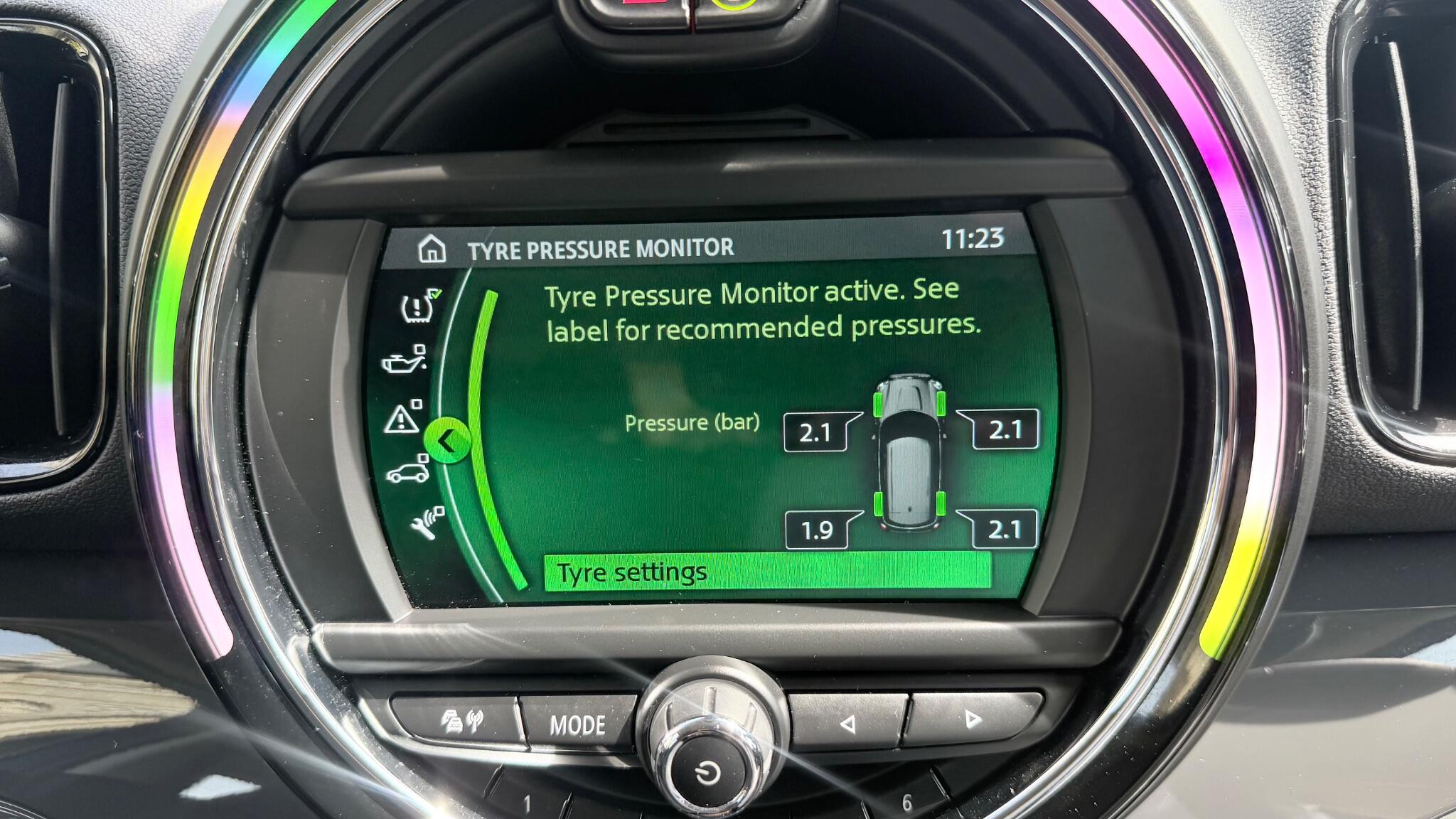 Mini Countryman view 54