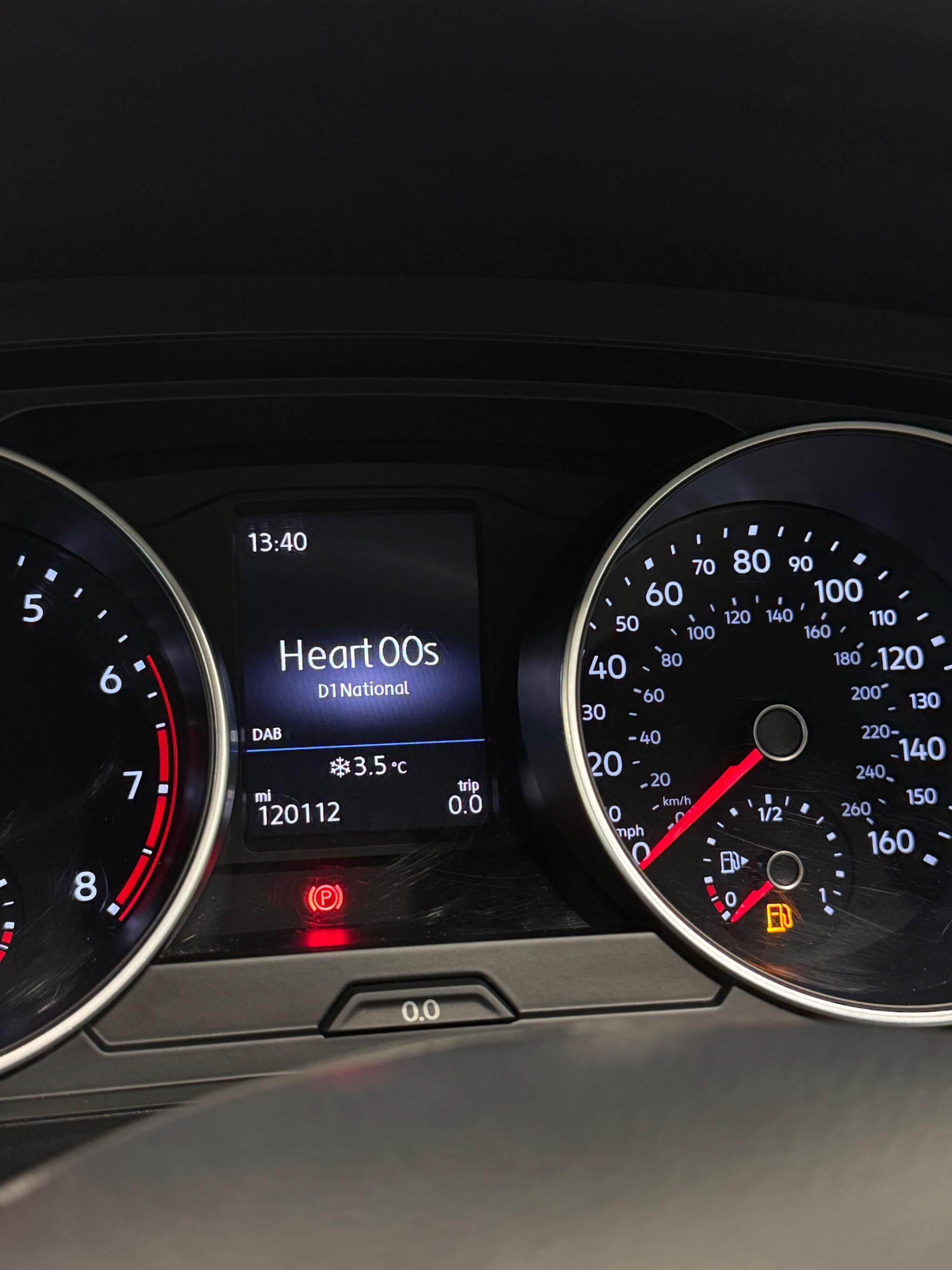 Volkswagen Tiguan view 16