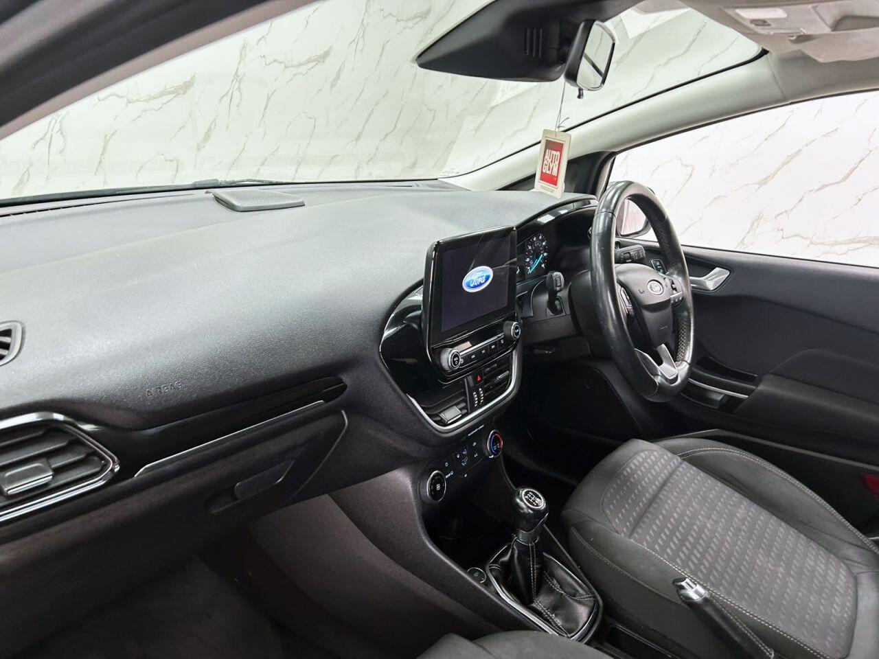 Ford Fiesta view 14
