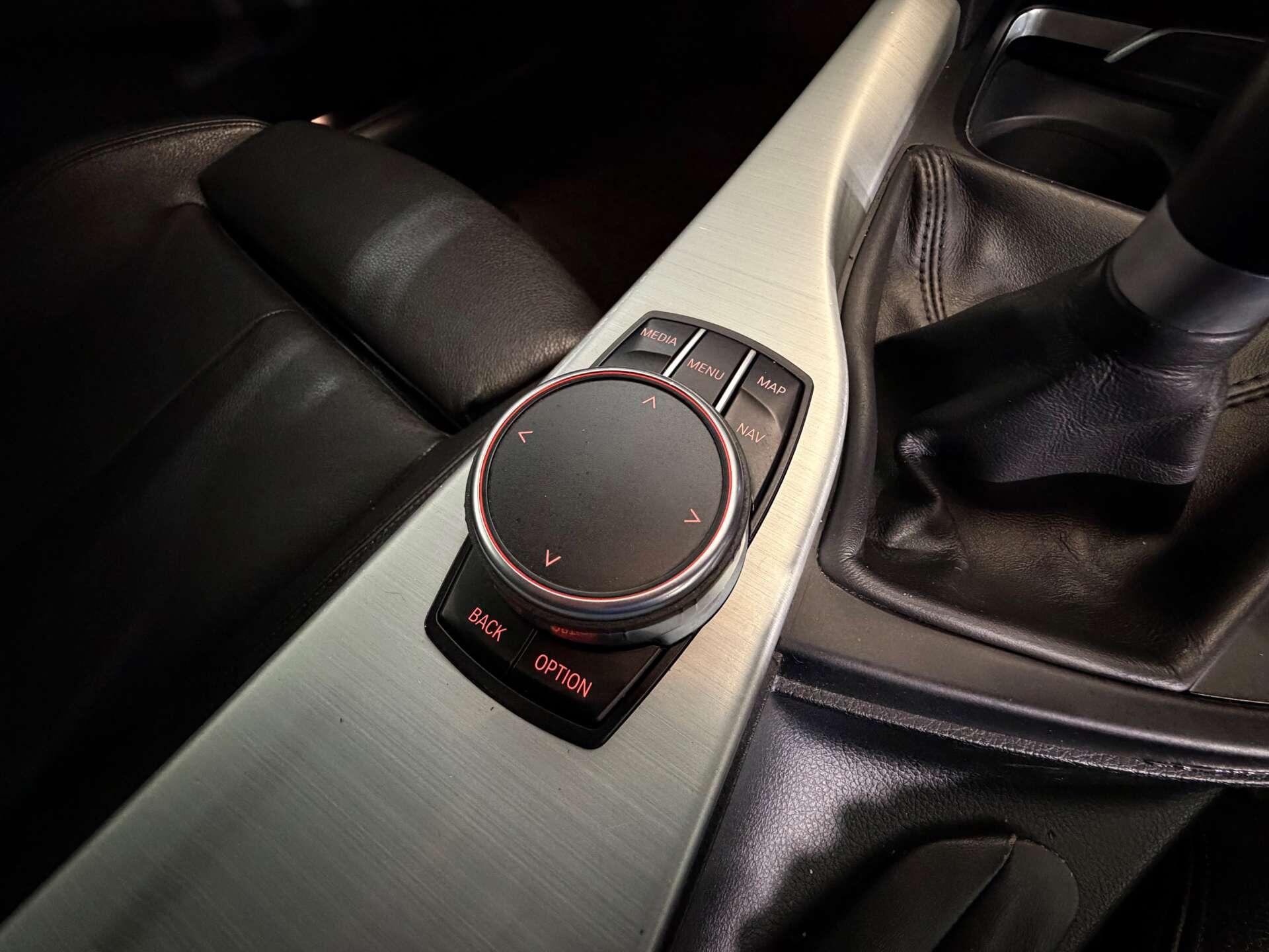 BMW 4 Series view 32
