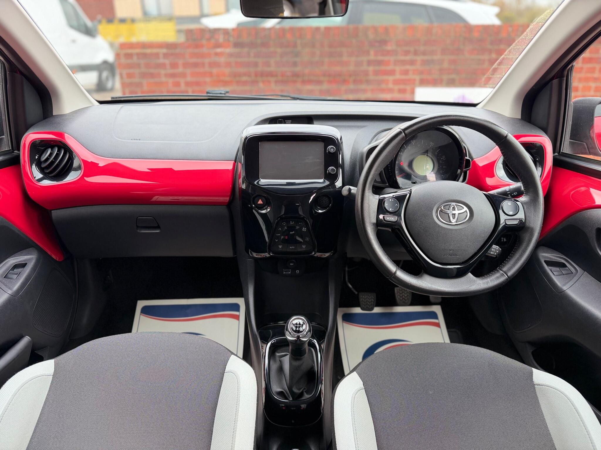 Toyota Aygo view 18