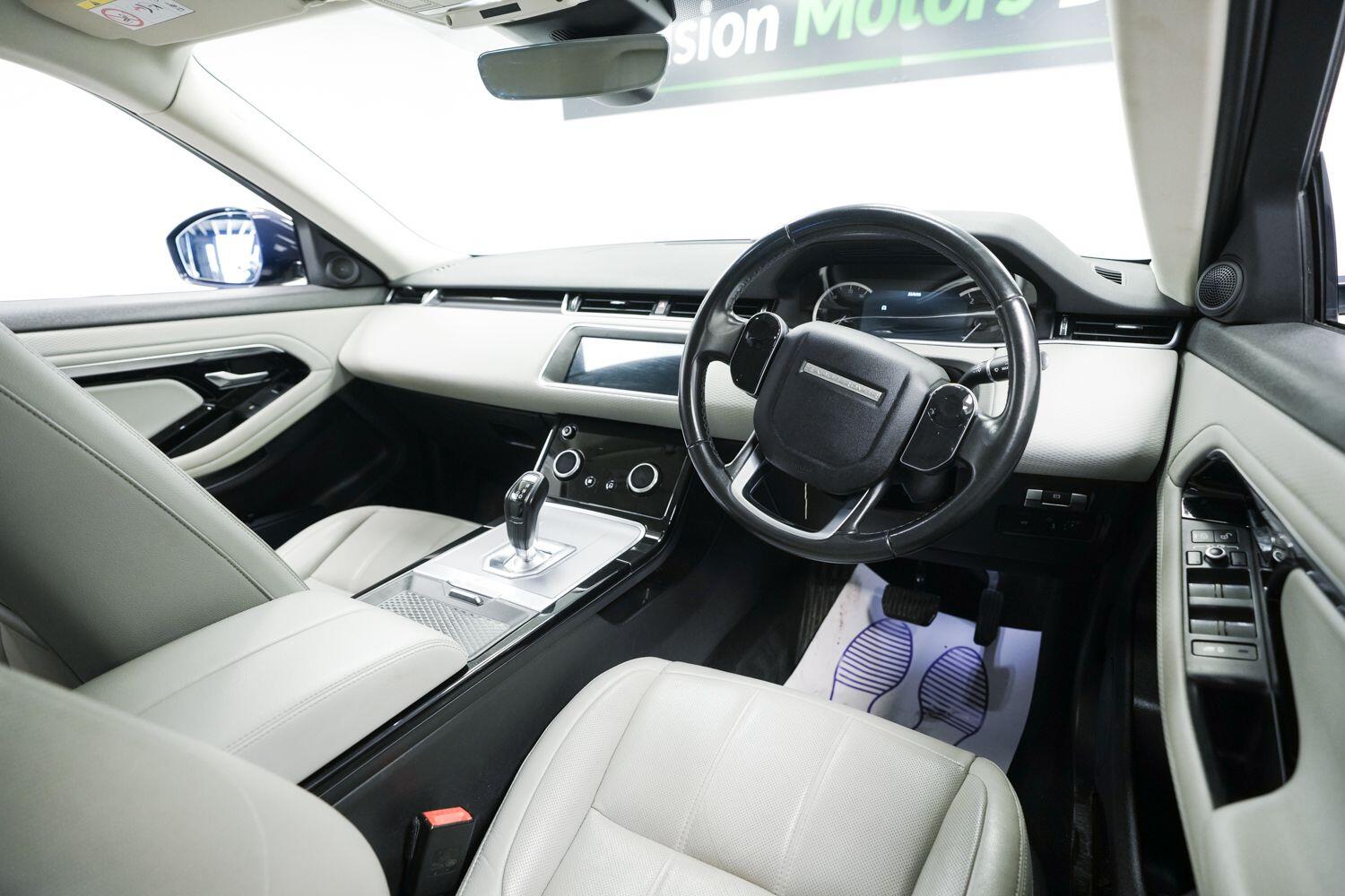 Land Rover Range Rover Evoque view 9