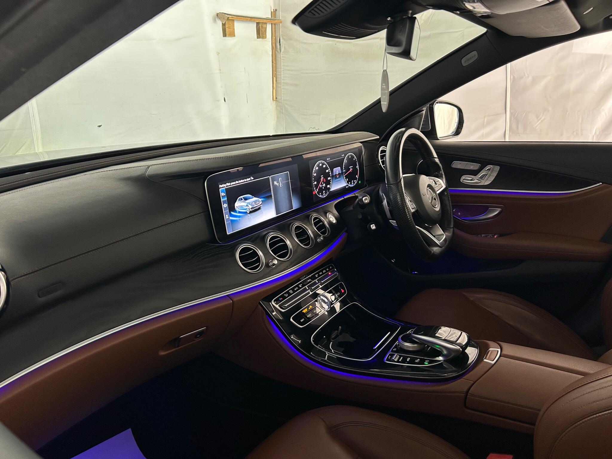 Mercedes-Benz E Class view 11