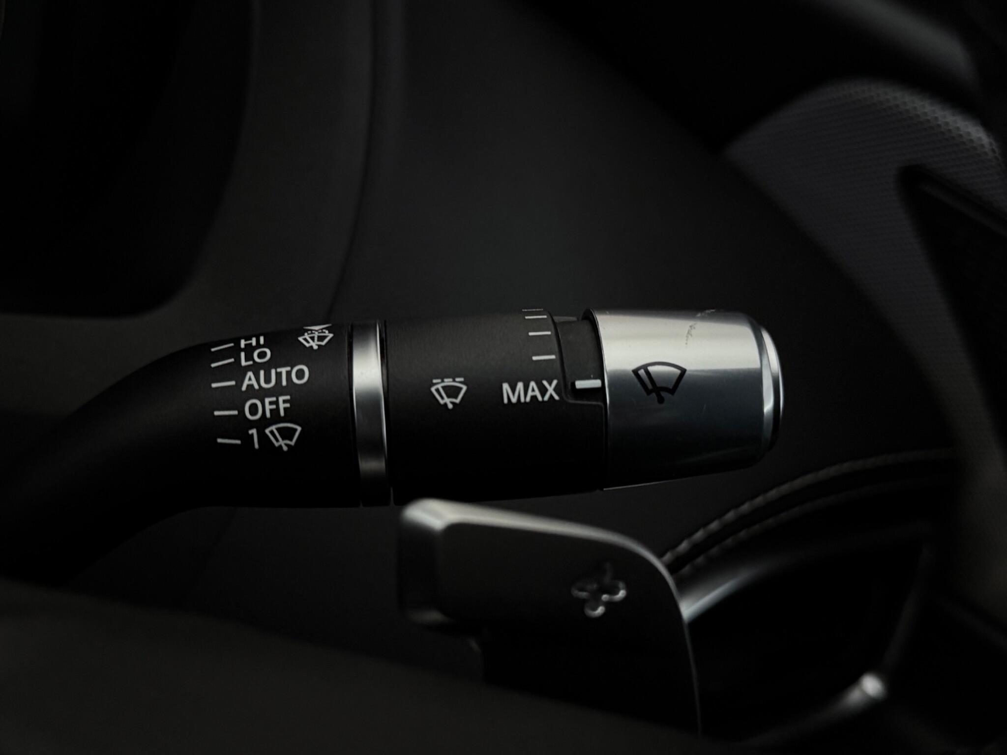 Jaguar Xe view 17
