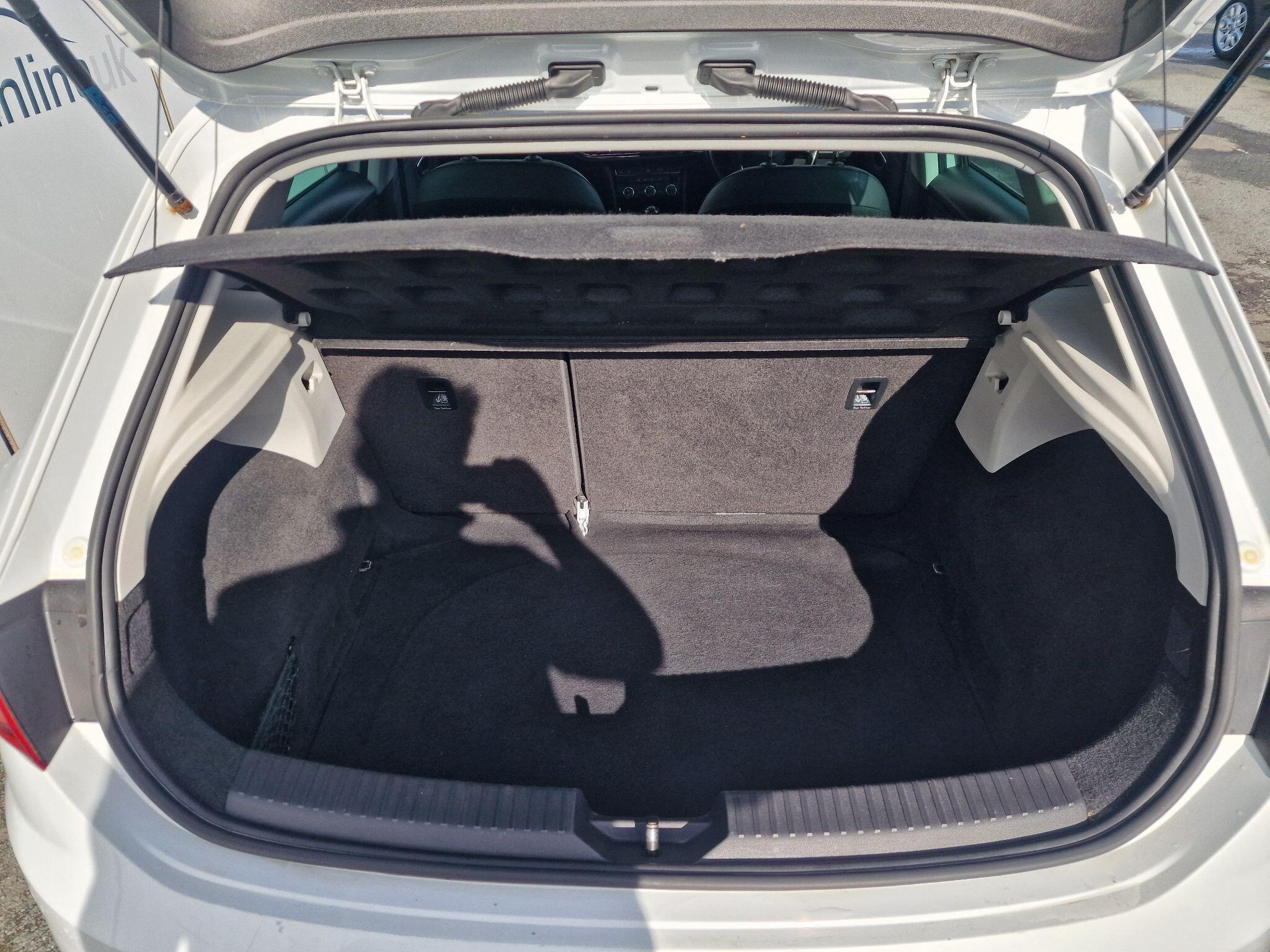 SEAT Leon view 39