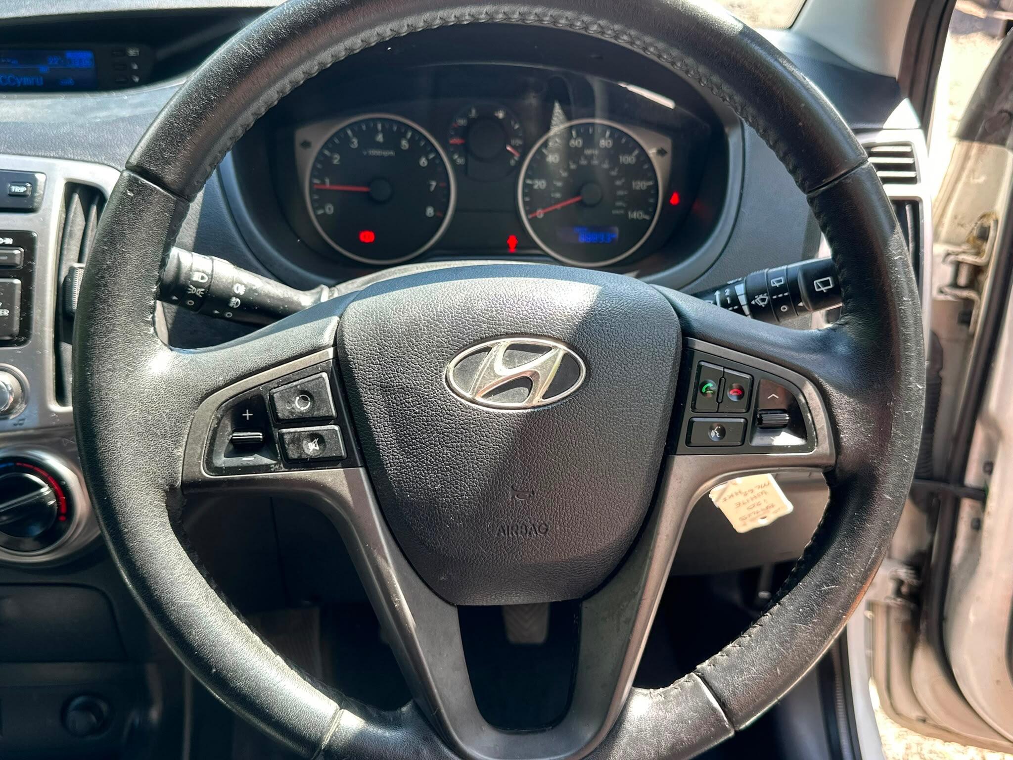 Hyundai I20 view 36