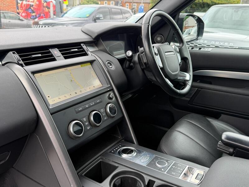 Land Rover Discovery 3 view 35