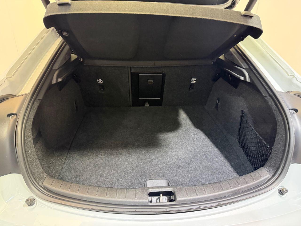 Polestar 2 view 24
