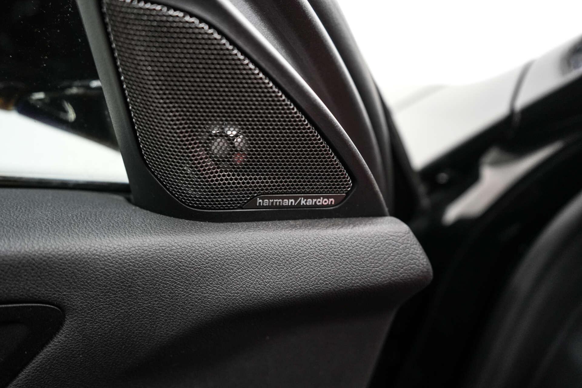 BMW 1 Series view 18
