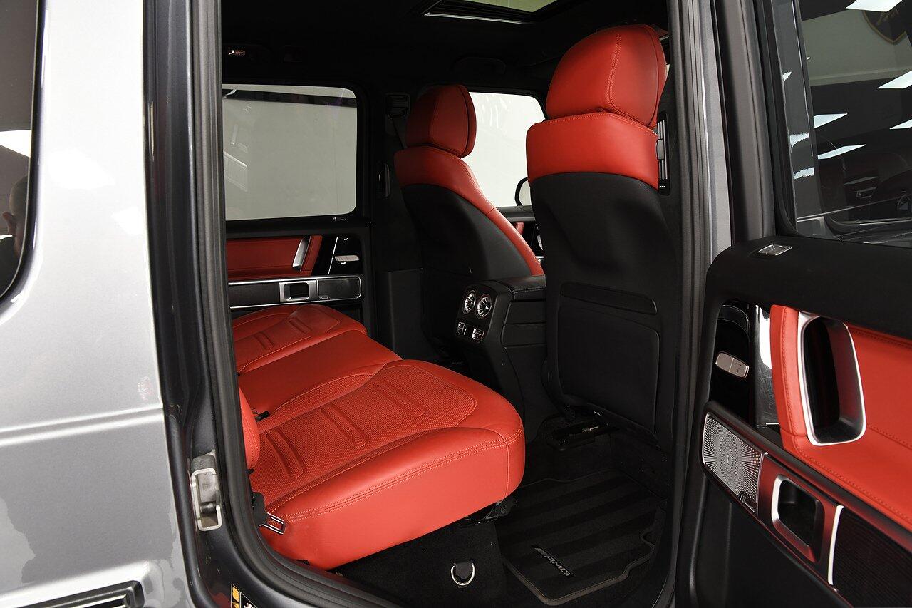 Mercedes-Benz G-Class view 29