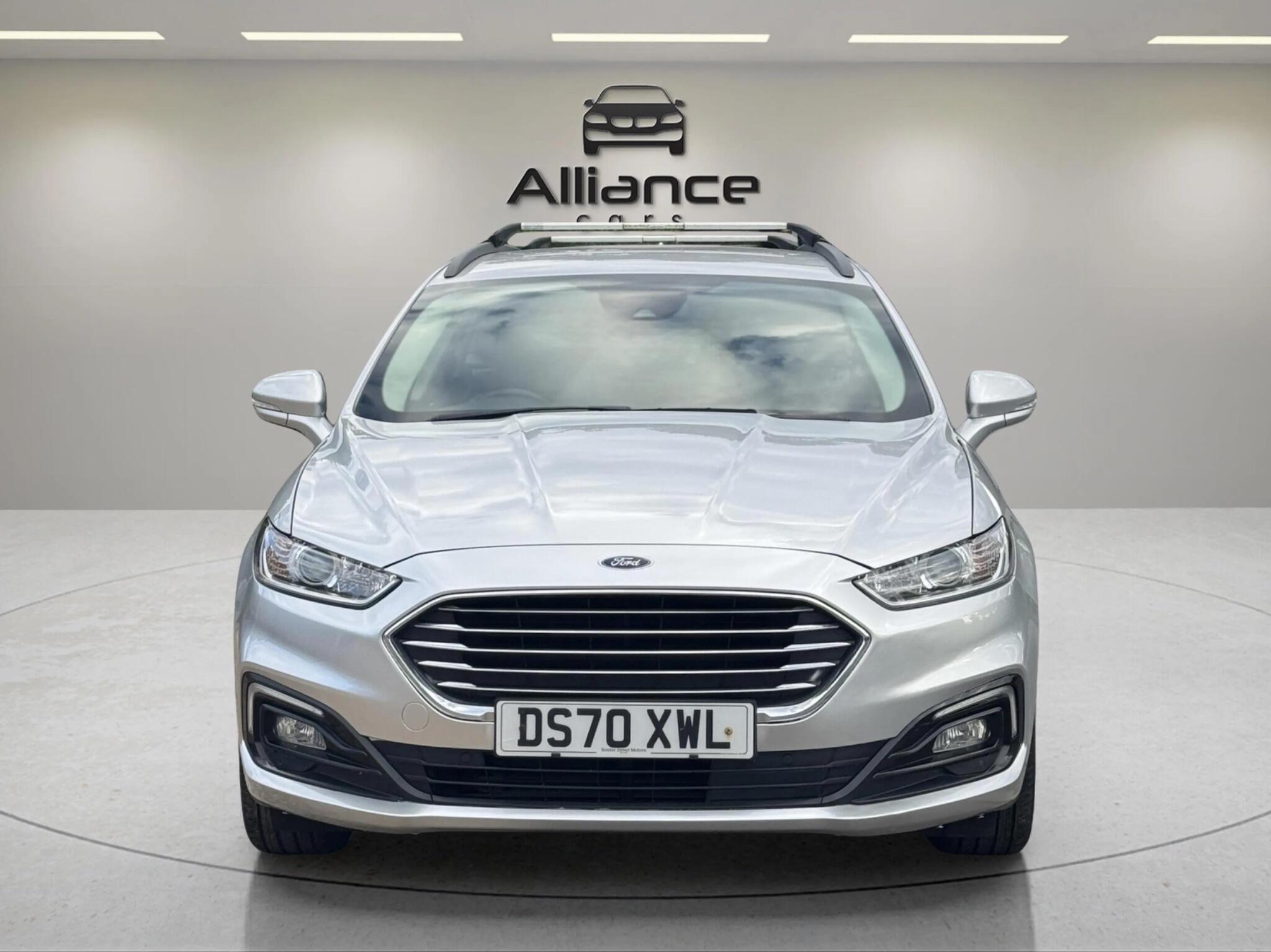 Ford Mondeo view 23