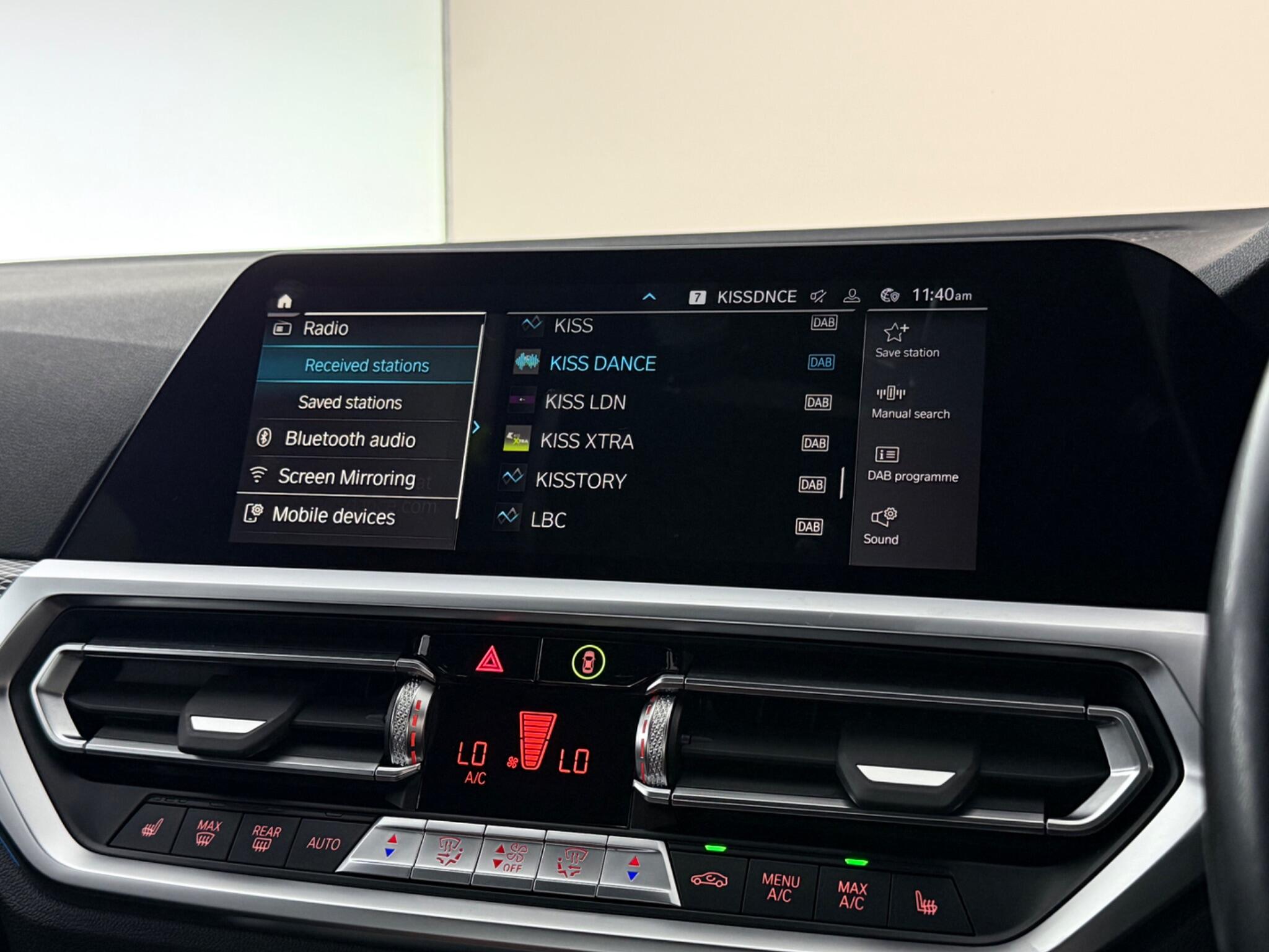 BMW 3 Series view 28
