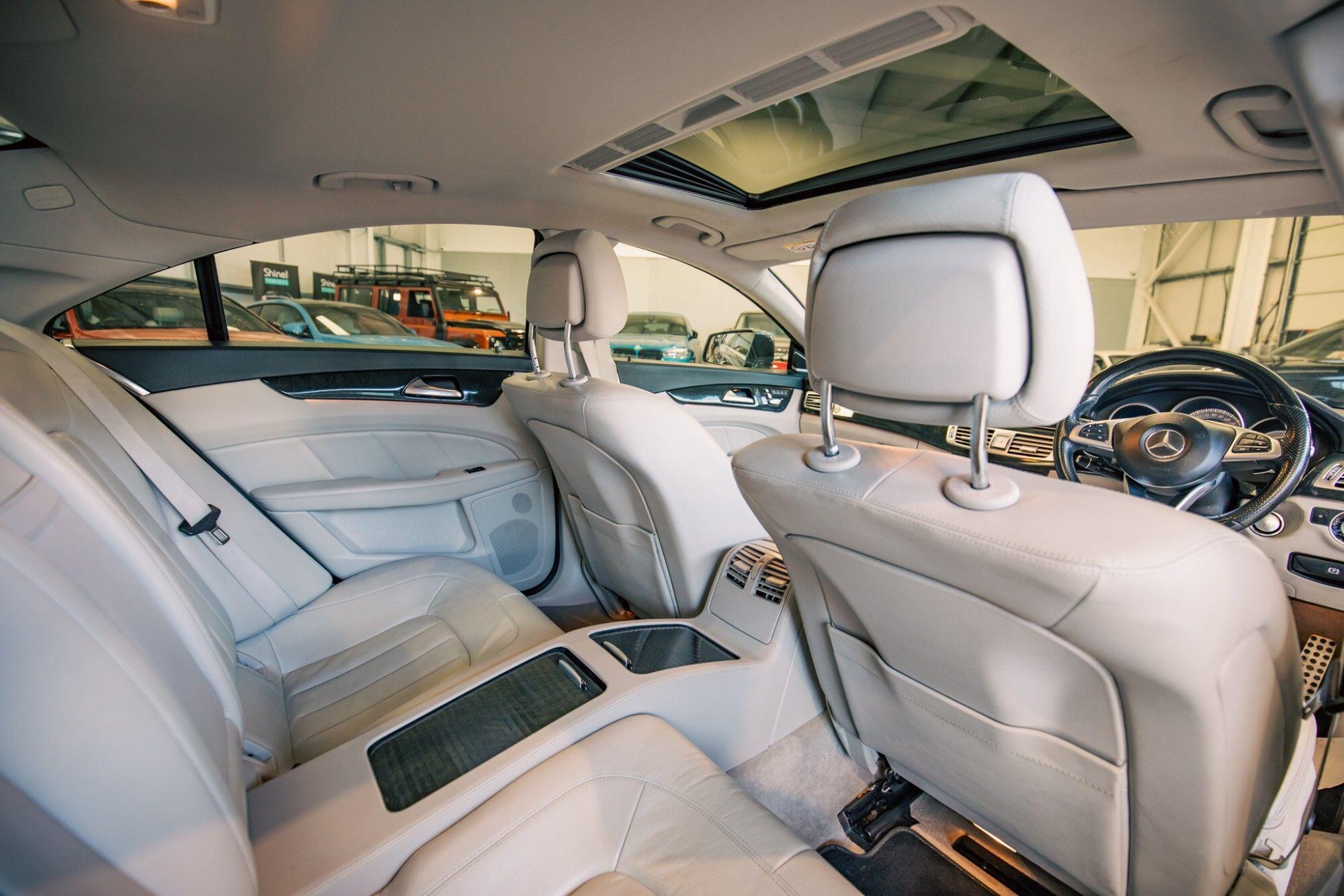 Mercedes-Benz CLS view 7