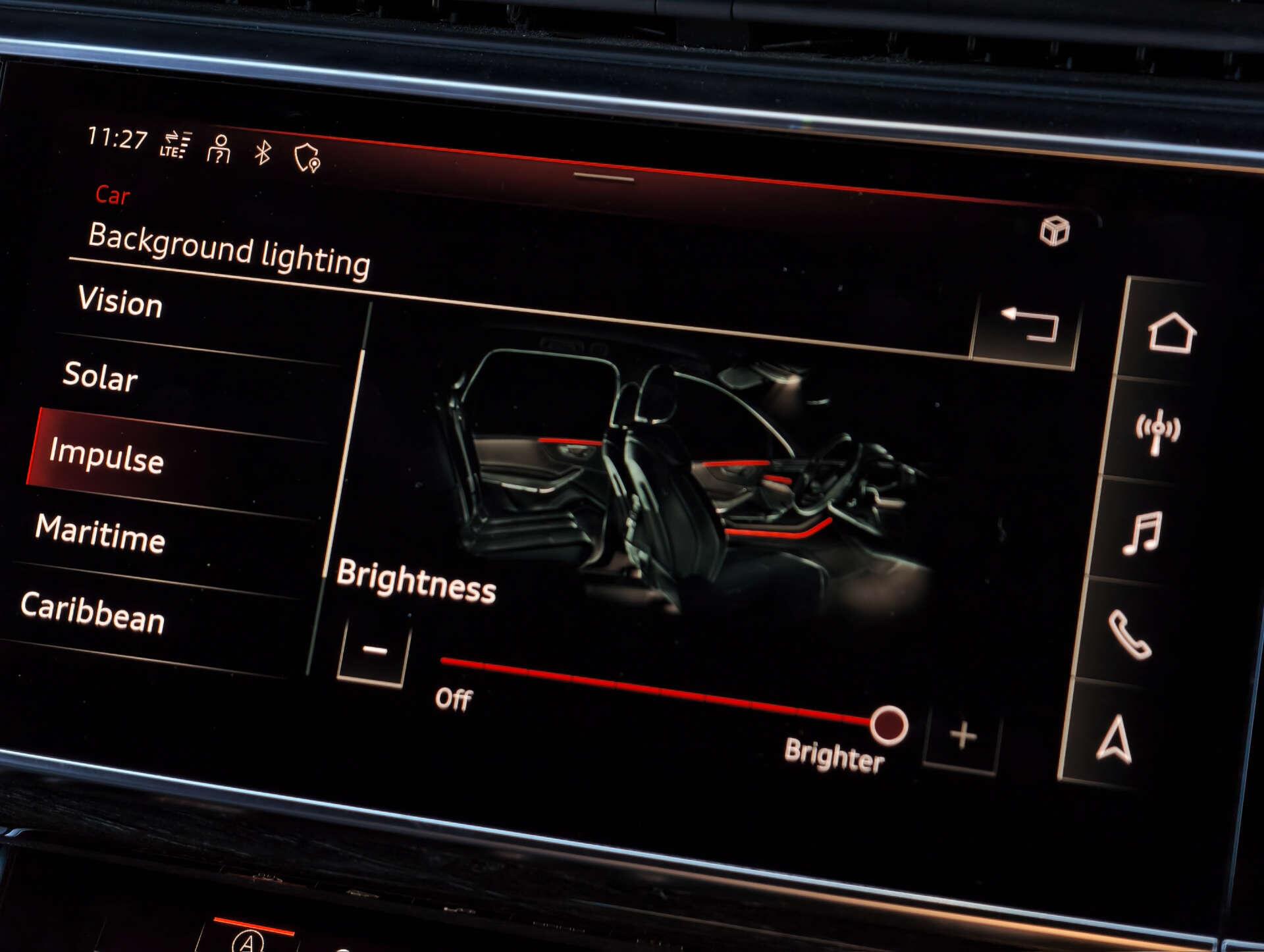 Audi SQ7 view 56