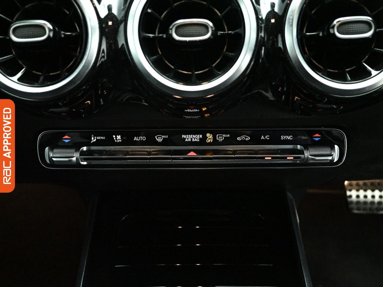 Mercedes-Benz GLB view 19