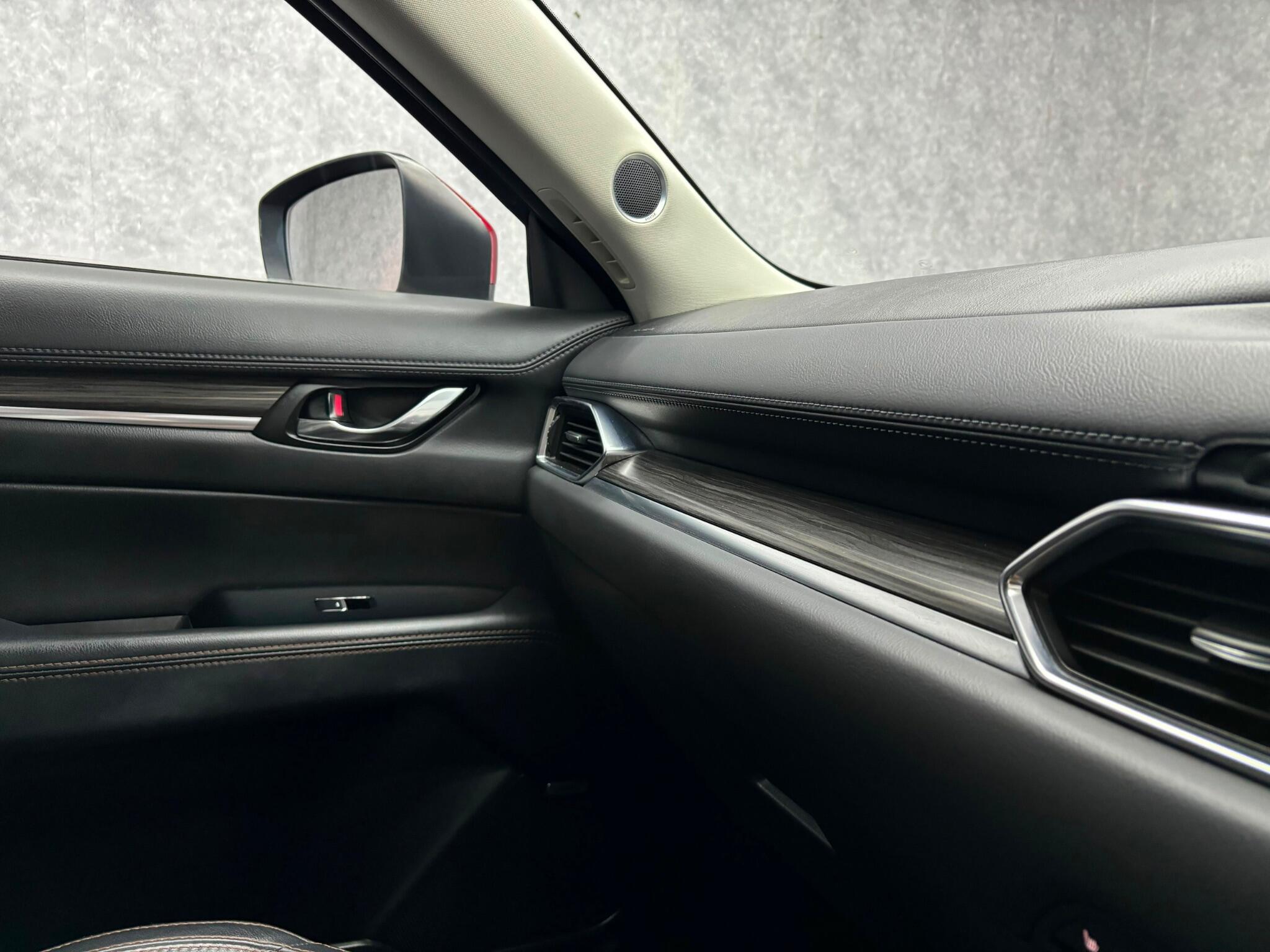 Mazda CX-5 view 11
