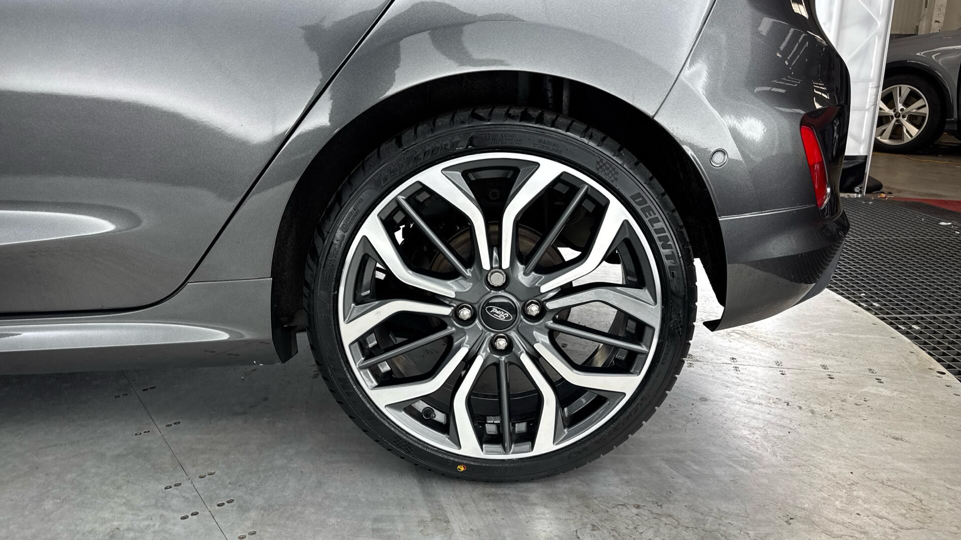 Ford Fiesta view 20