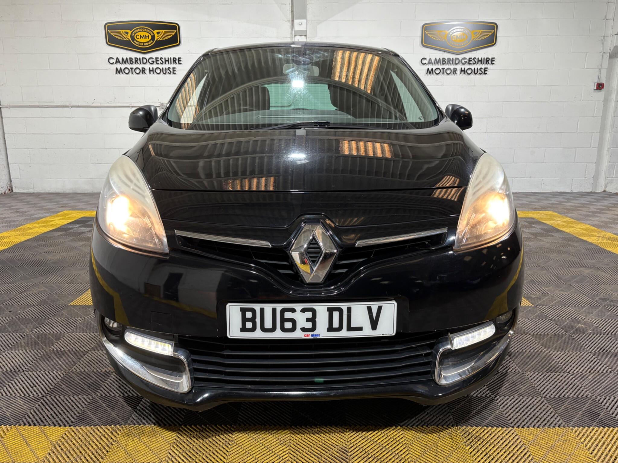 Renault Scenic view 17